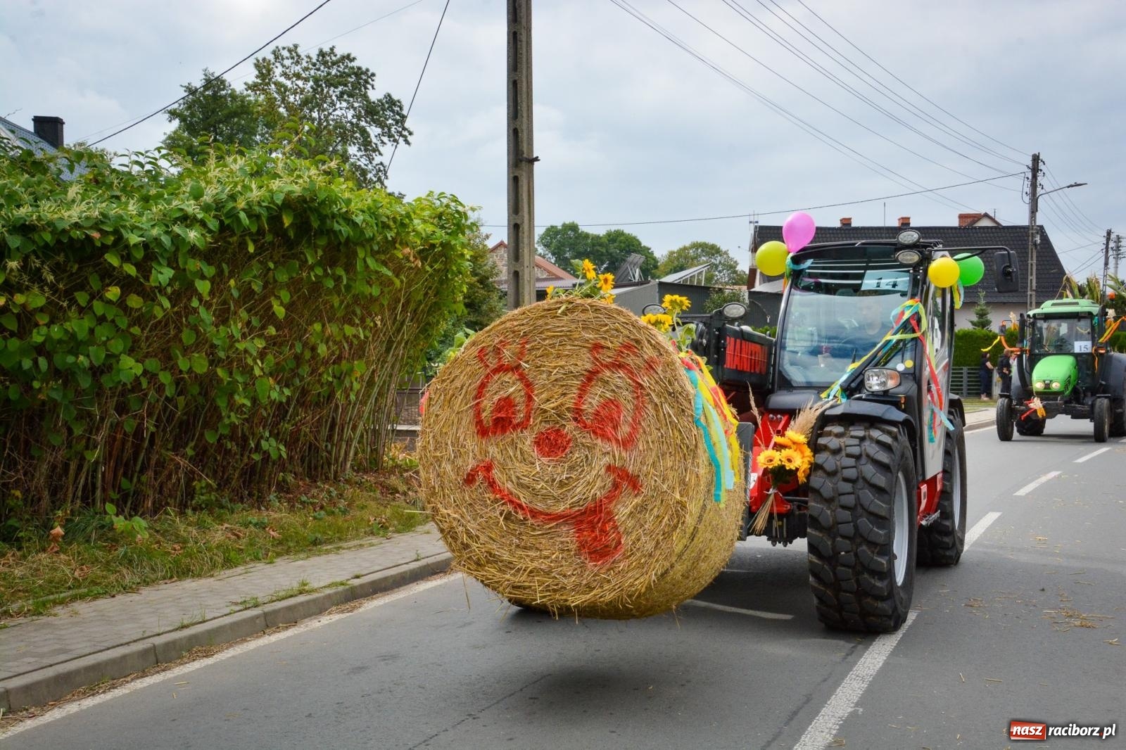 Zdjęcie w galerii na portalu naszraciborz.pl: Dożynki w Krzanowicach – kolorowy i radosny korowód [FOTO i WIDEO] wiadomości z regionu