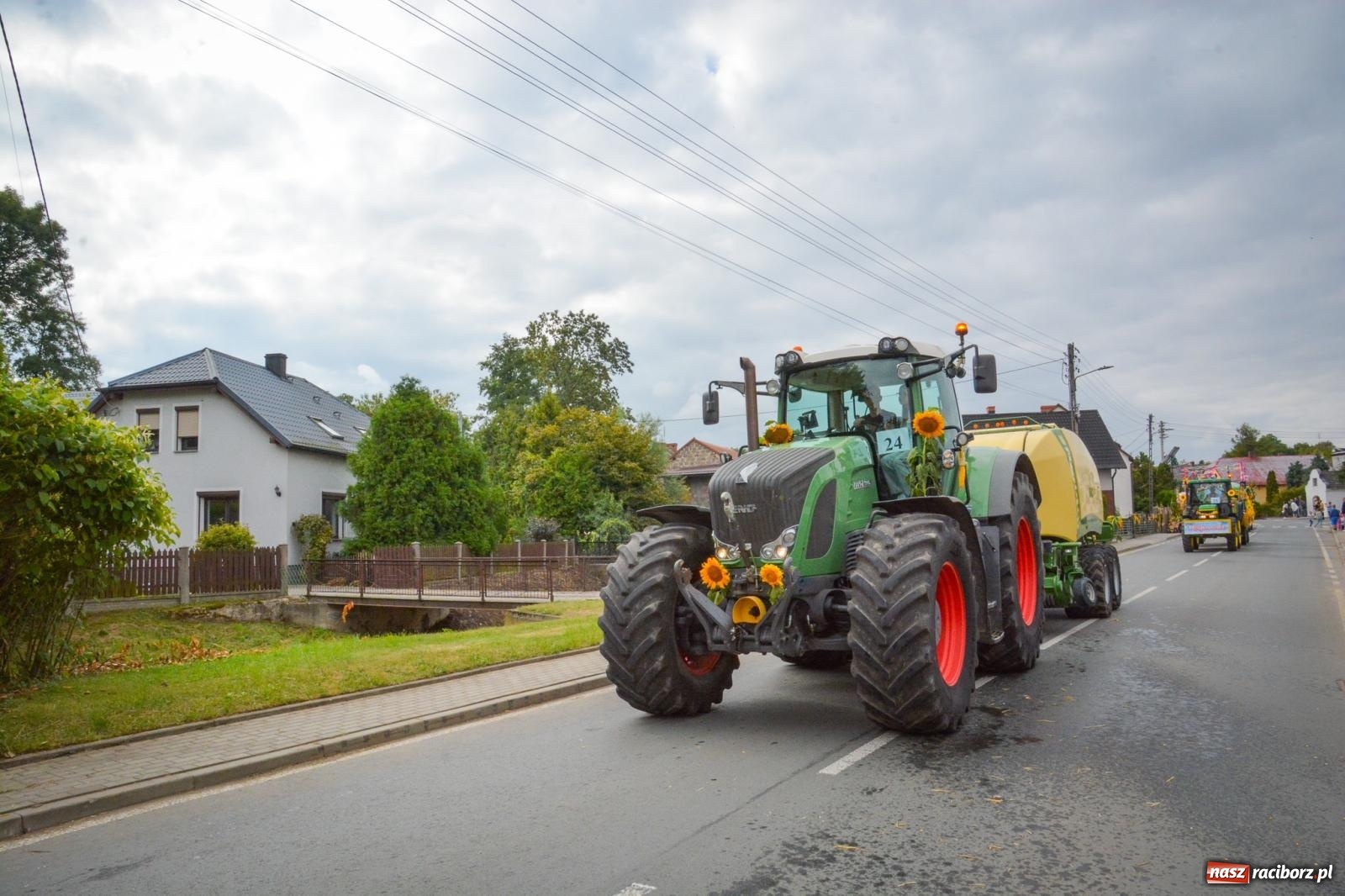 Zdjęcie w galerii na portalu naszraciborz.pl: Dożynki w Krzanowicach – kolorowy i radosny korowód [FOTO i WIDEO] wiadomości z regionu