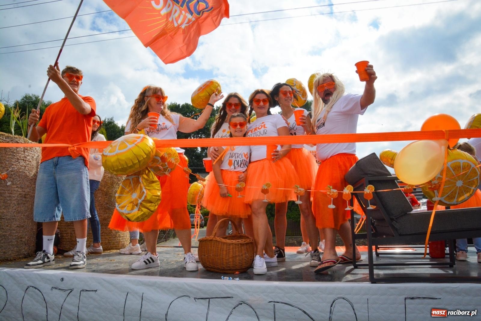 Zdjęcie w galerii na portalu naszraciborz.pl: Dożynki w Krzanowicach – kolorowy i radosny korowód [FOTO i WIDEO] wiadomości z regionu