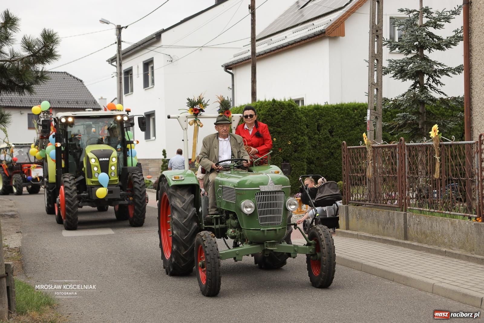 Zdjęcie w galerii na portalu naszraciborz.pl: Dożynki w Raciborzu Sudole: rolnicze święto z humorem i tradycją wiadomości z regionu