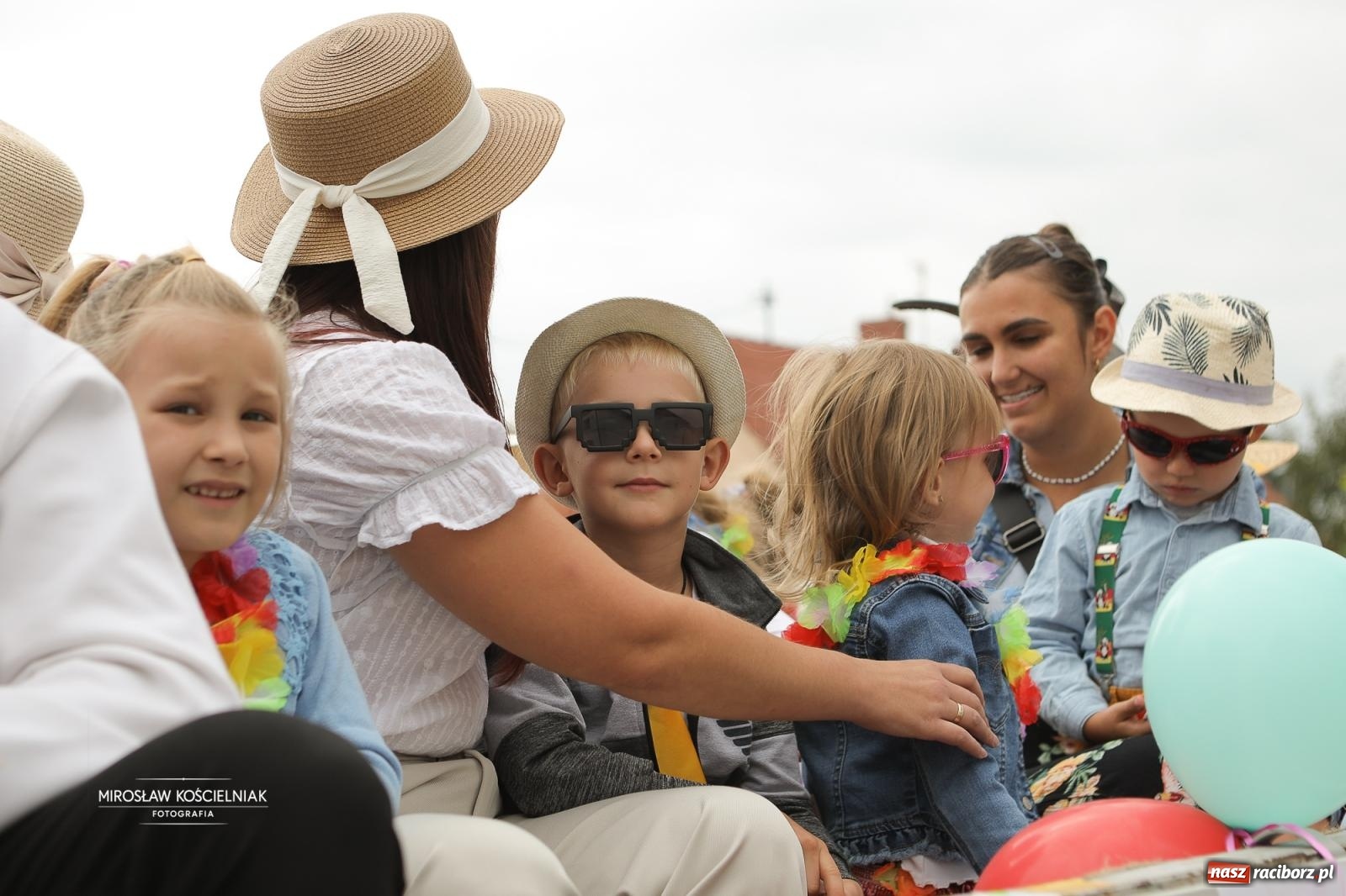 Zdjęcie w galerii na portalu naszraciborz.pl: Dożynki w Raciborzu Sudole: rolnicze święto z humorem i tradycją wiadomości z regionu