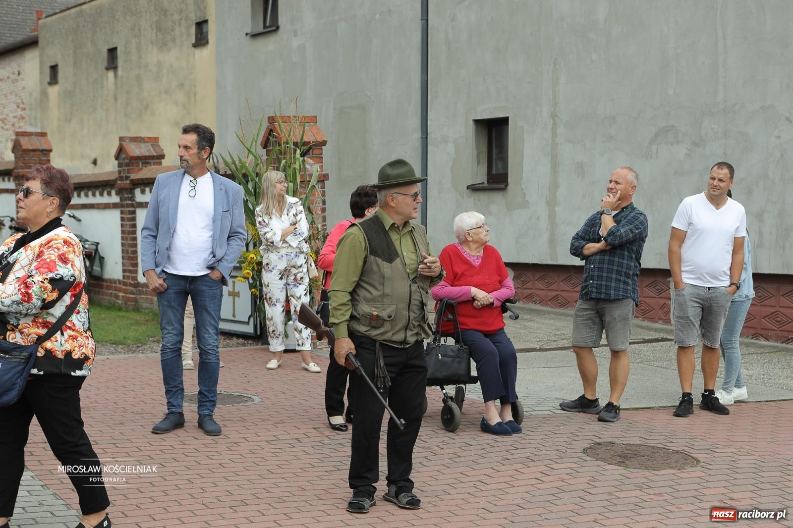 Zdjęcie w galerii na portalu naszraciborz.pl: Dożynki w Raciborzu Sudole: rolnicze święto z humorem i tradycją wiadomości z regionu