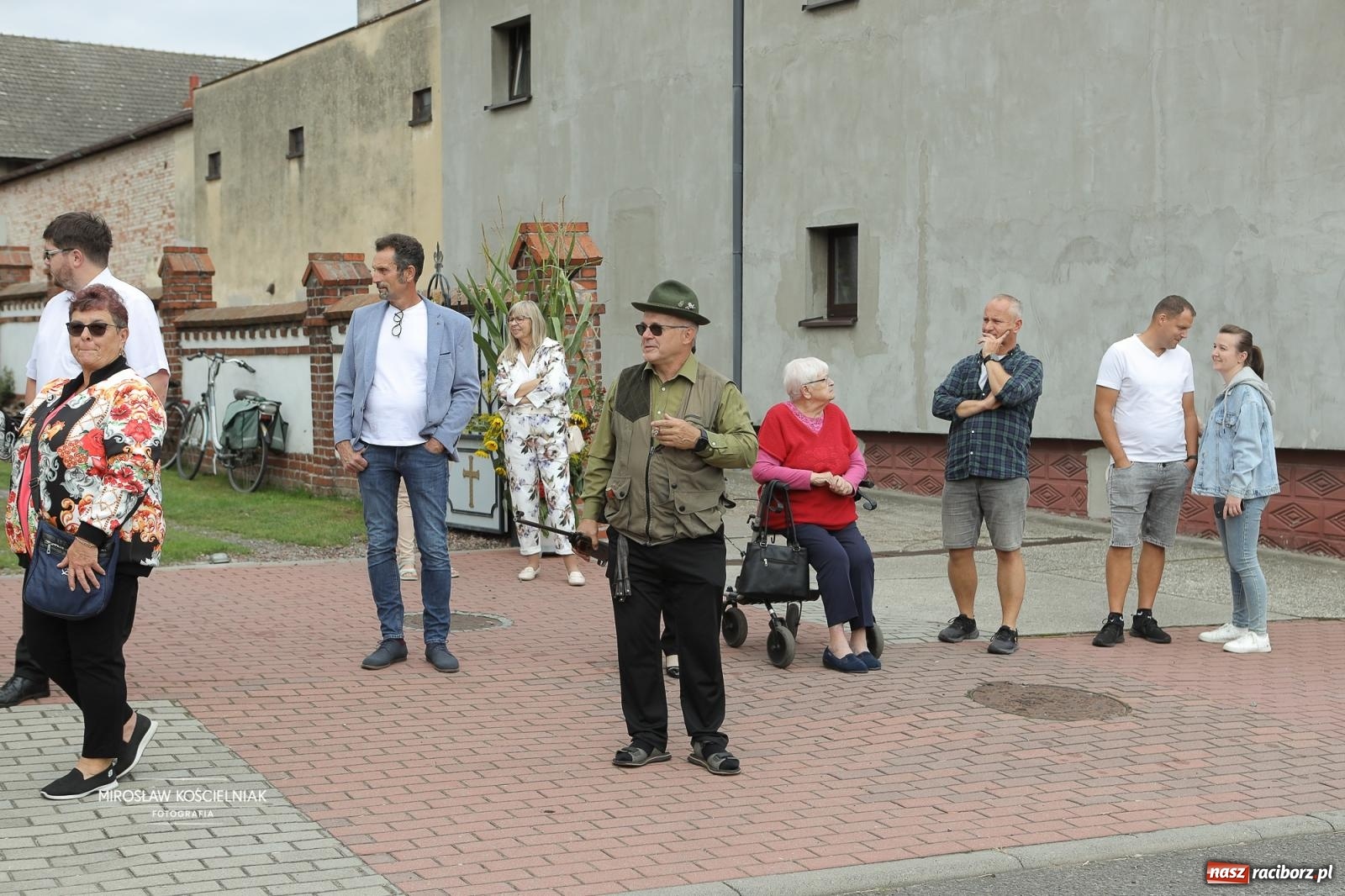 Zdjęcie w galerii na portalu naszraciborz.pl: Dożynki w Raciborzu Sudole: rolnicze święto z humorem i tradycją wiadomości z regionu