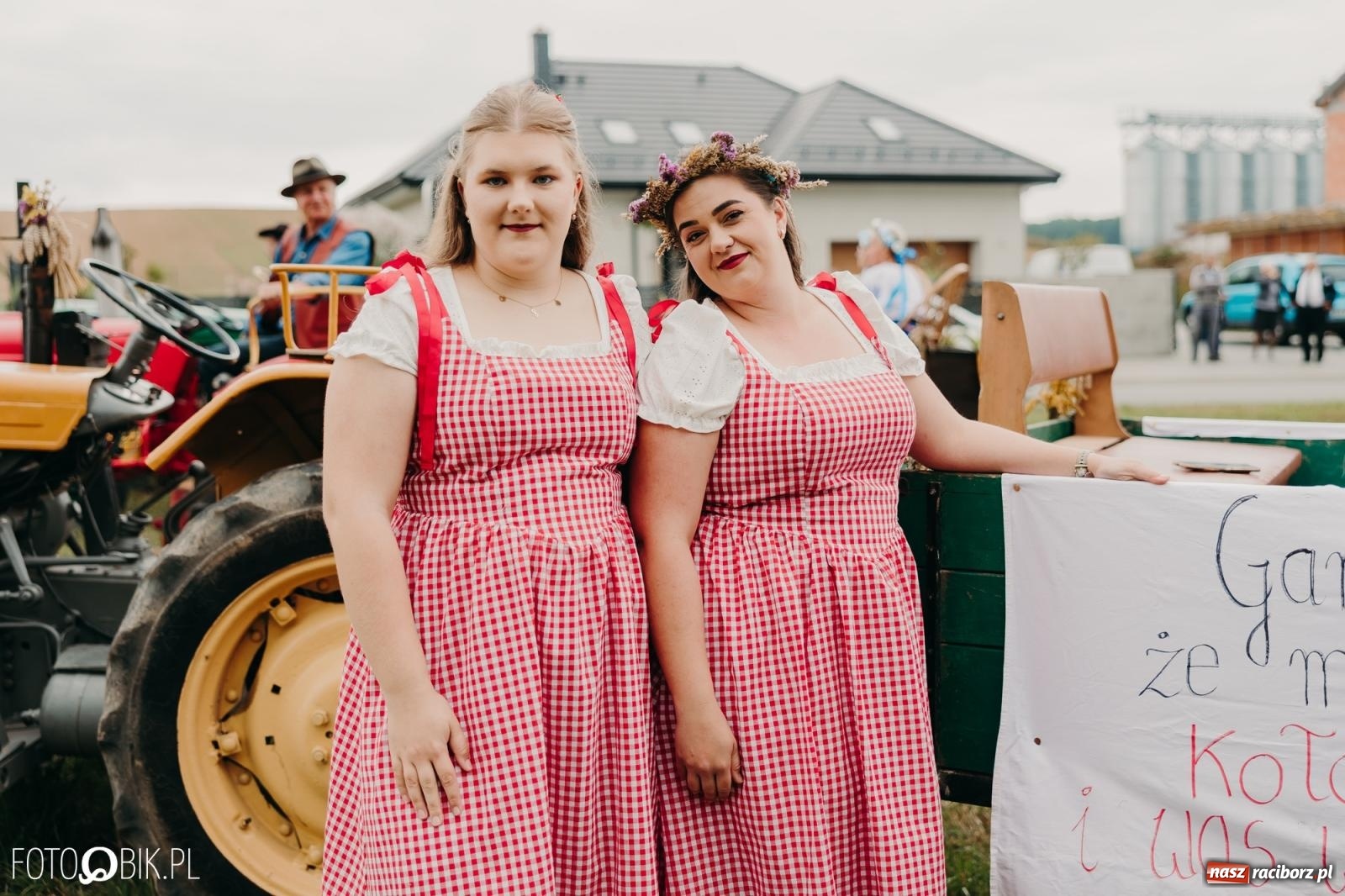 Zdjęcie w galerii na portalu naszraciborz.pl: Dożynki gminy Rudnik w Ponięcicach - korowód i otwarcie świetlicy wiadomości z regionu