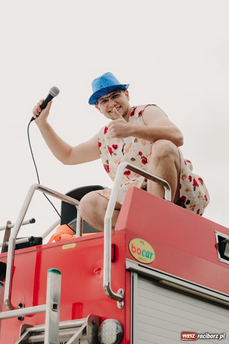 Zdjęcie w galerii na portalu naszraciborz.pl: Dożynki gminy Rudnik w Ponięcicach - korowód i otwarcie świetlicy wiadomości z regionu