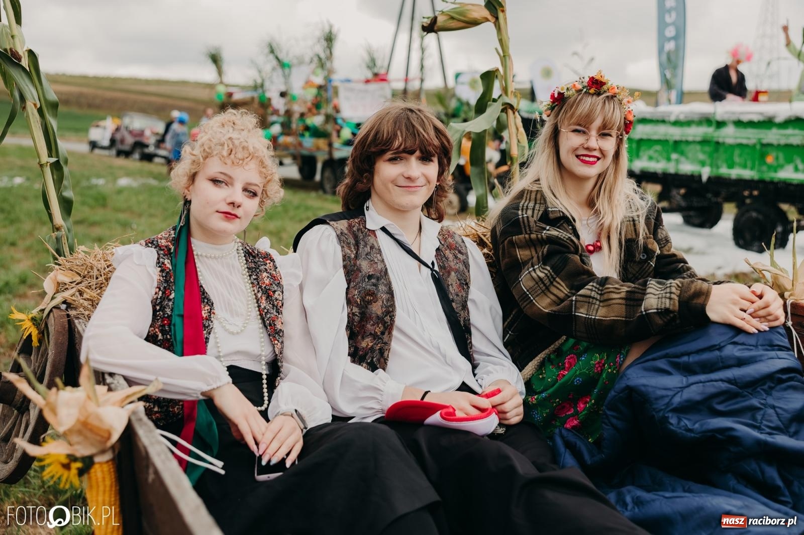 Zdjęcie w galerii na portalu naszraciborz.pl: Dożynki gminy Rudnik w Ponięcicach - korowód i otwarcie świetlicy wiadomości z regionu
