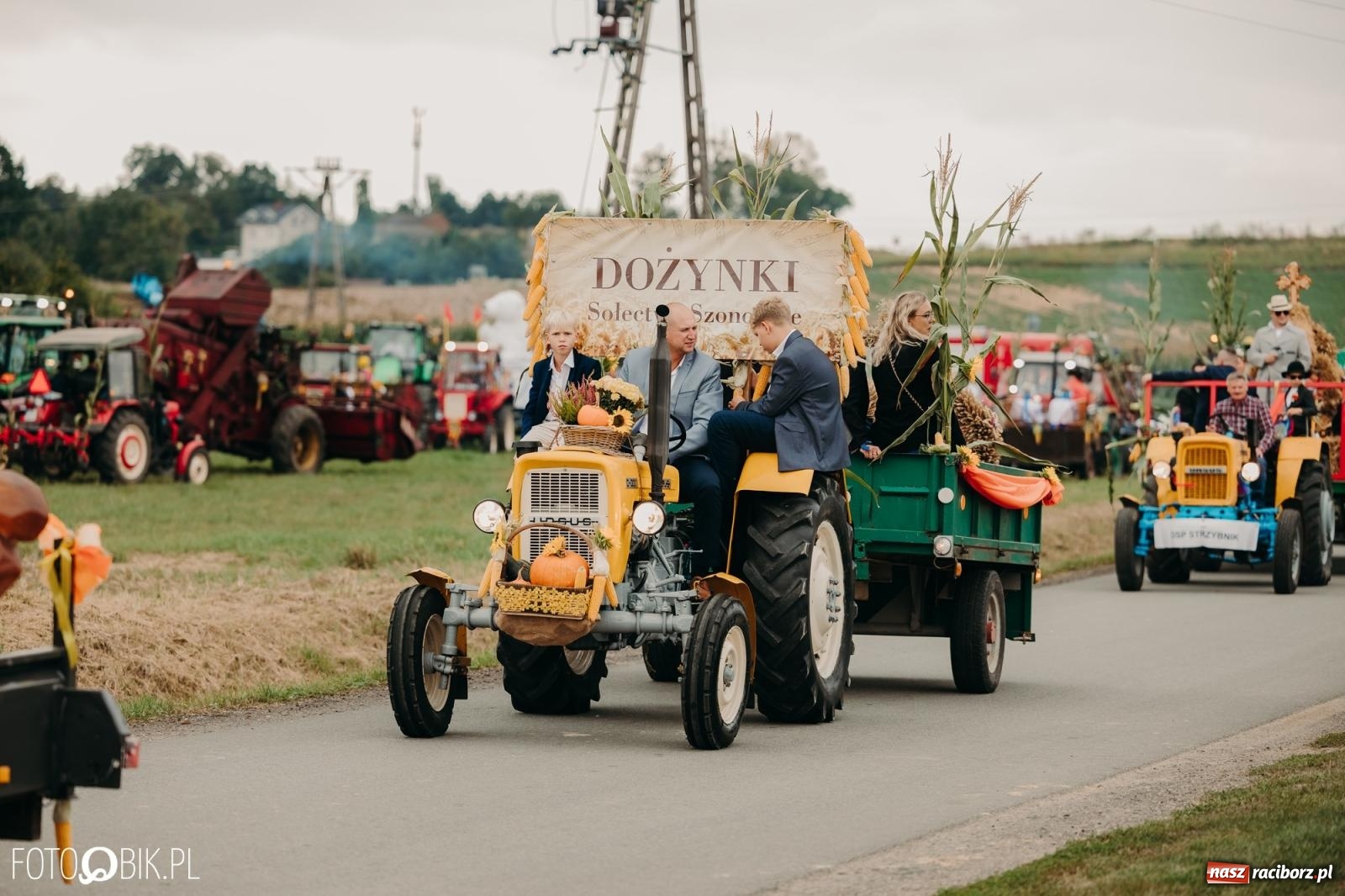 Zdjęcie w galerii na portalu naszraciborz.pl: Dożynki gminy Rudnik w Ponięcicach - korowód i otwarcie świetlicy wiadomości z regionu