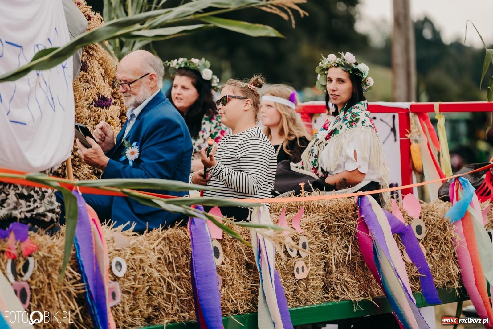 Zdjęcie w galerii na portalu naszraciborz.pl: Dożynki gminy Rudnik w Ponięcicach - korowód i otwarcie świetlicy wiadomości z regionu