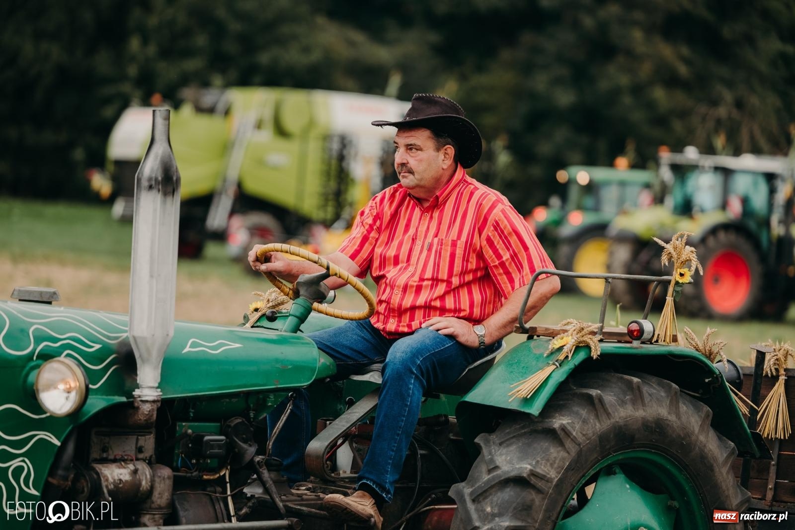 Zdjęcie w galerii na portalu naszraciborz.pl: Dożynki gminy Rudnik w Ponięcicach - korowód i otwarcie świetlicy wiadomości z regionu
