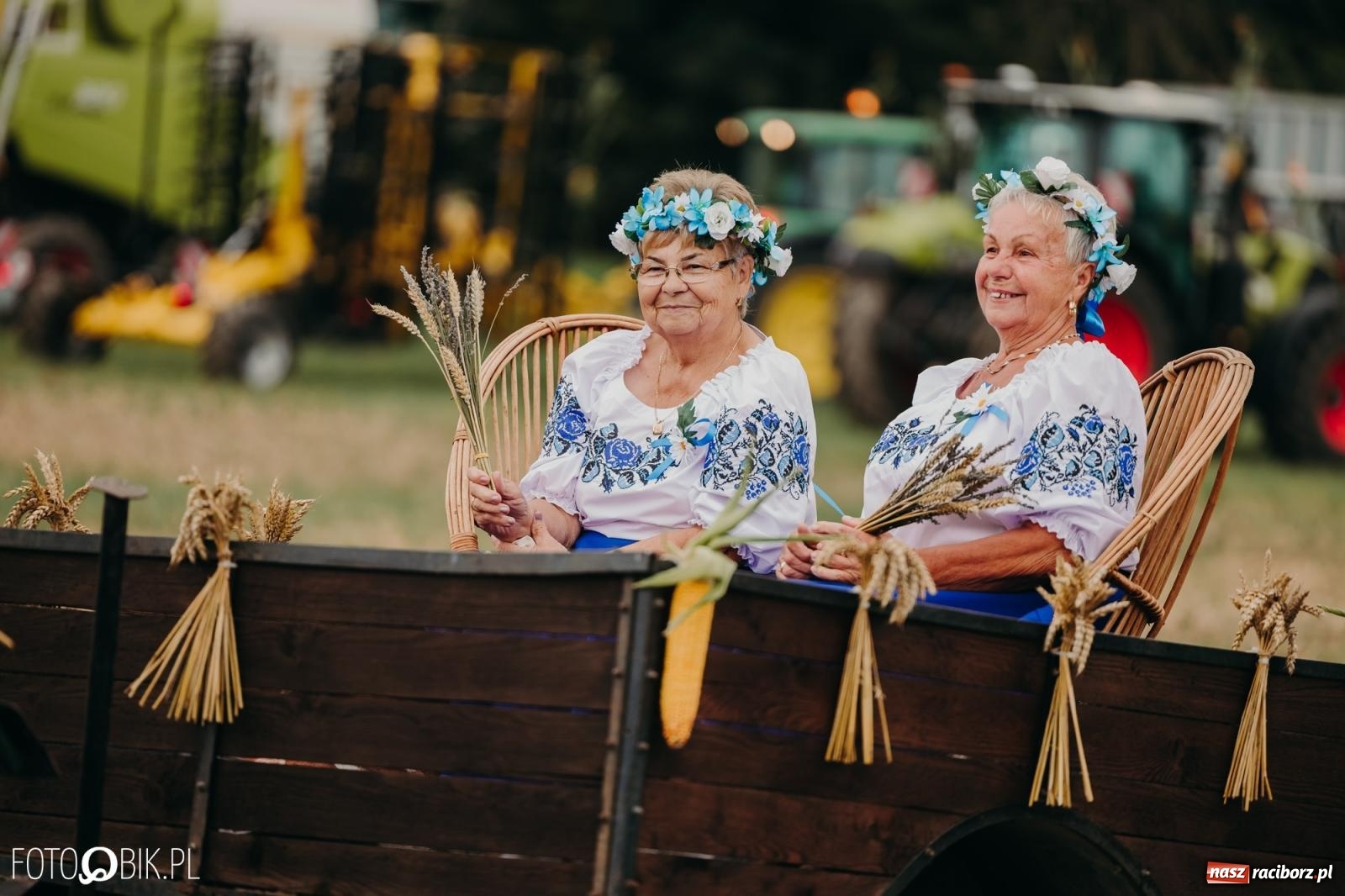 Zdjęcie w galerii na portalu naszraciborz.pl: Dożynki gminy Rudnik w Ponięcicach - korowód i otwarcie świetlicy wiadomości z regionu