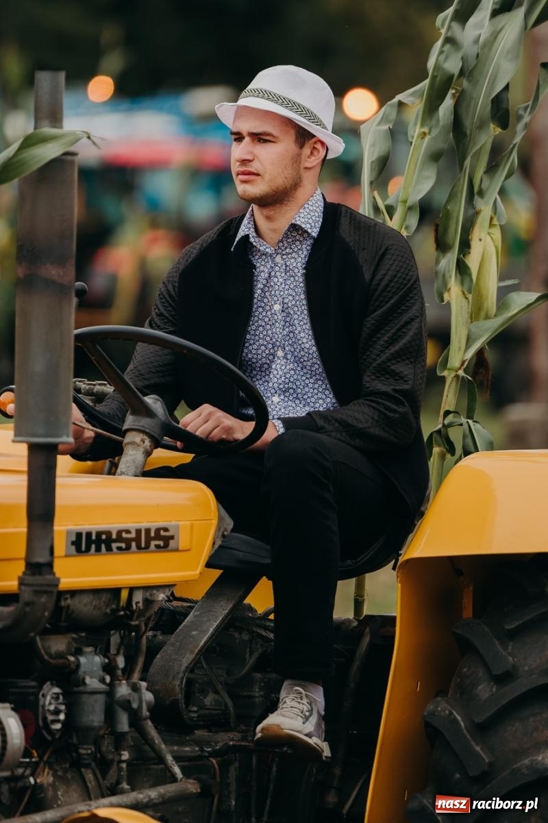 Zdjęcie w galerii na portalu naszraciborz.pl: Dożynki gminy Rudnik w Ponięcicach - korowód i otwarcie świetlicy wiadomości z regionu