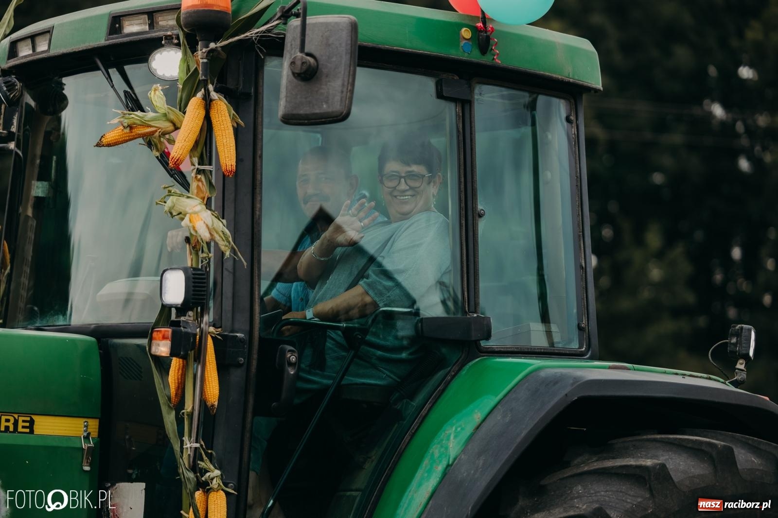 Zdjęcie w galerii na portalu naszraciborz.pl: Dożynki gminy Rudnik w Ponięcicach - korowód i otwarcie świetlicy wiadomości z regionu