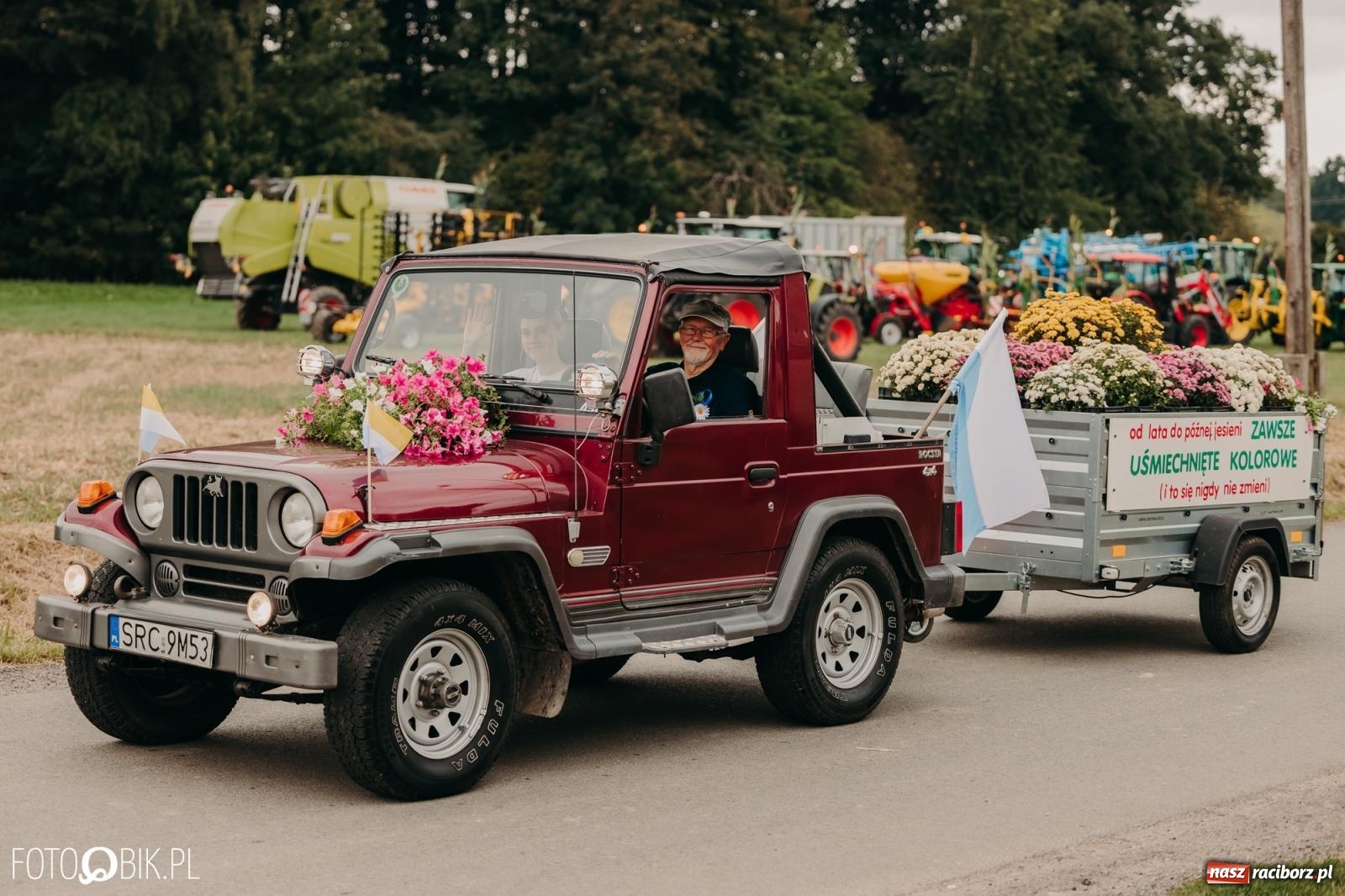 Zdjęcie w galerii na portalu naszraciborz.pl: Dożynki gminy Rudnik w Ponięcicach - korowód i otwarcie świetlicy wiadomości z regionu