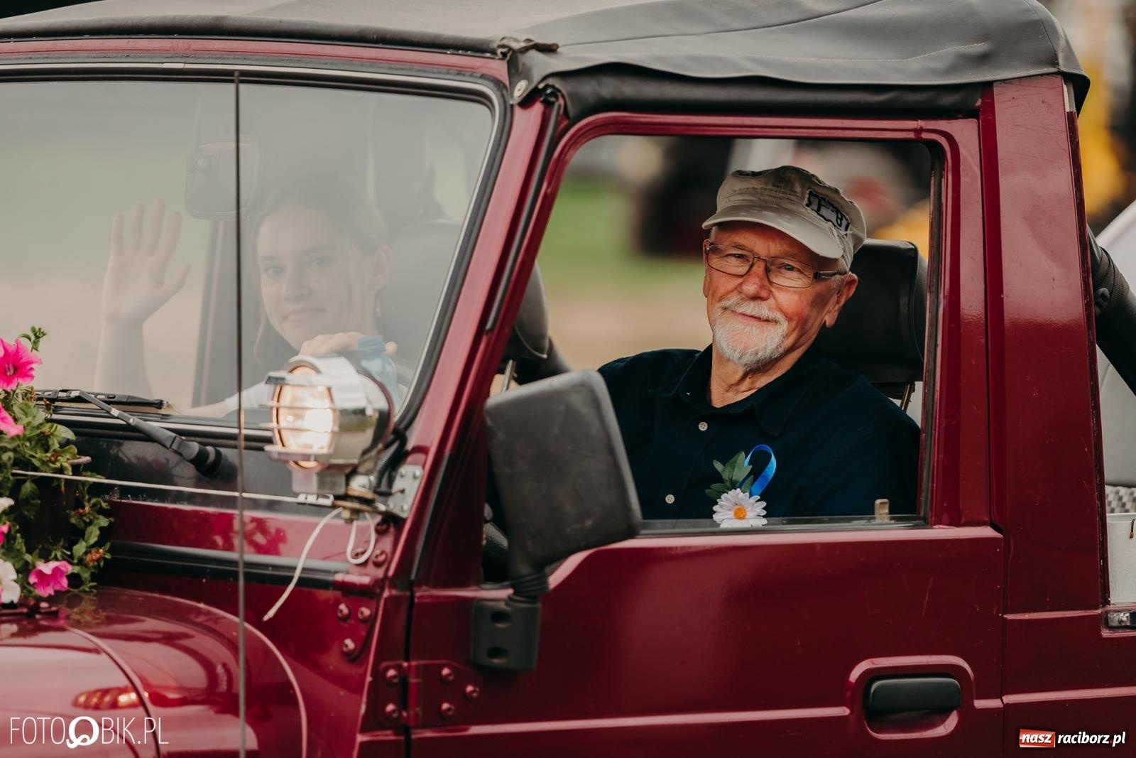 Zdjęcie w galerii na portalu naszraciborz.pl: Dożynki gminy Rudnik w Ponięcicach - korowód i otwarcie świetlicy wiadomości z regionu