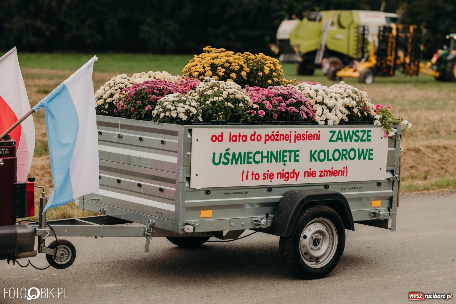 Zdjęcie w galerii na portalu naszraciborz.pl: Dożynki gminy Rudnik w Ponięcicach - korowód i otwarcie świetlicy wiadomości z regionu