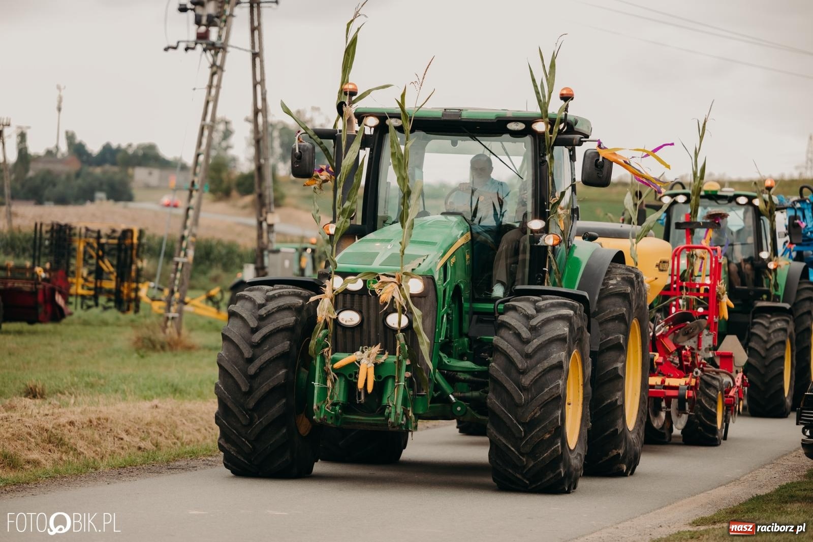 Zdjęcie w galerii na portalu naszraciborz.pl: Dożynki gminy Rudnik w Ponięcicach - korowód i otwarcie świetlicy wiadomości z regionu