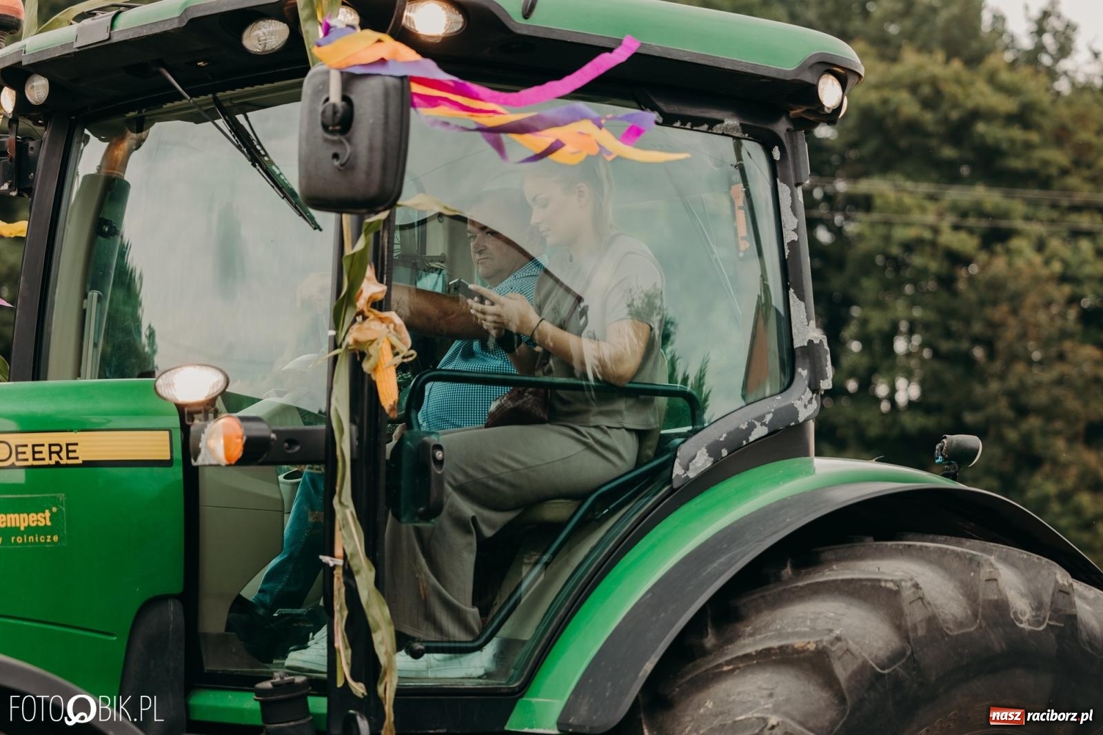 Zdjęcie w galerii na portalu naszraciborz.pl: Dożynki gminy Rudnik w Ponięcicach - korowód i otwarcie świetlicy wiadomości z regionu