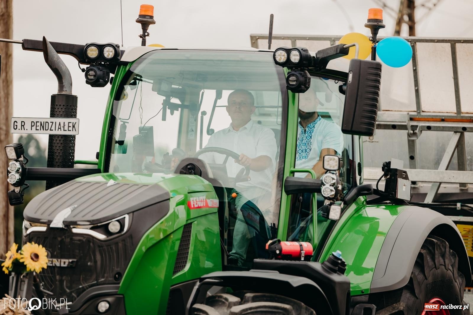 Zdjęcie w galerii na portalu naszraciborz.pl: Dożynki gminy Rudnik w Ponięcicach - korowód i otwarcie świetlicy wiadomości z regionu
