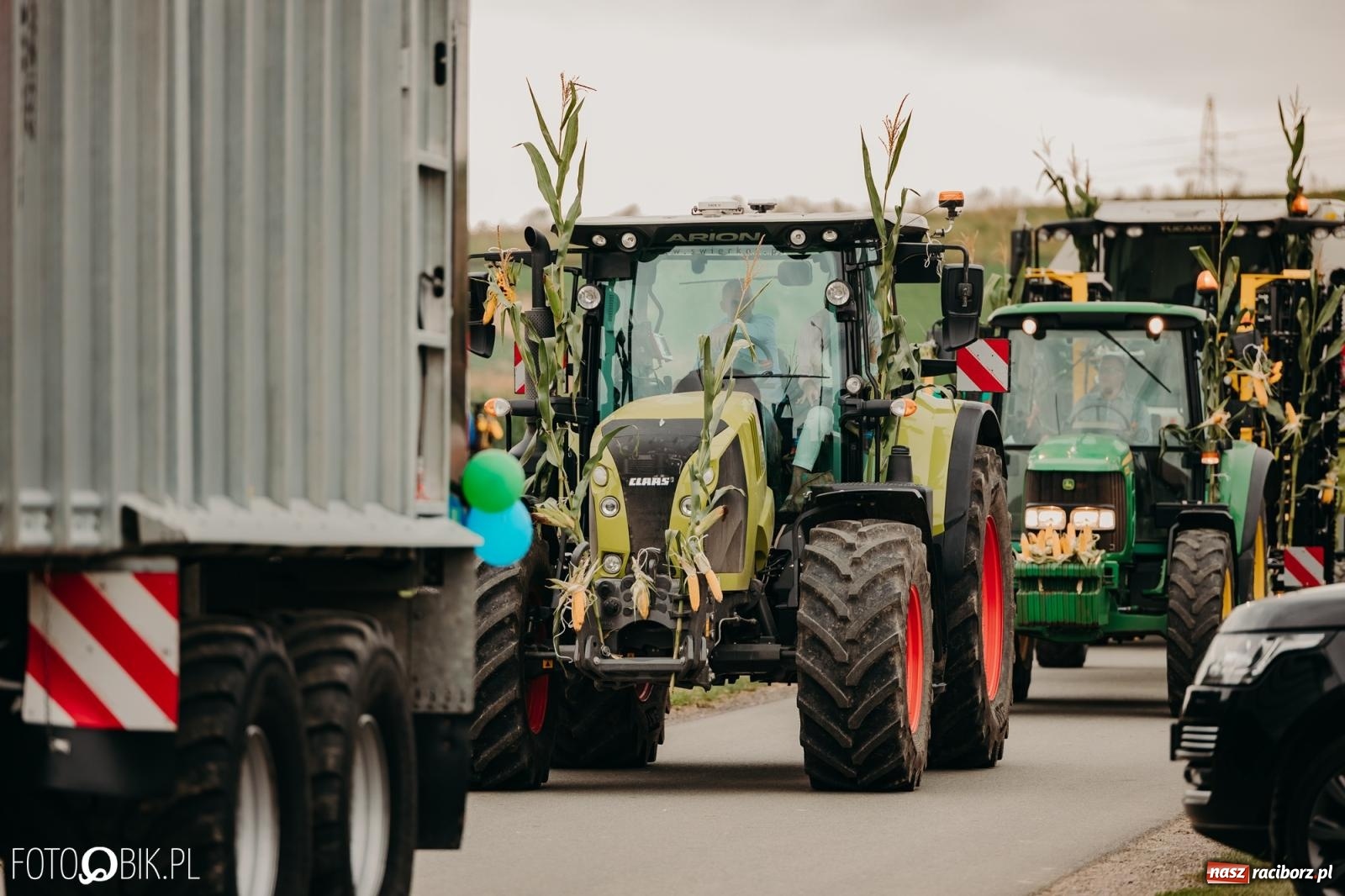 Zdjęcie w galerii na portalu naszraciborz.pl: Dożynki gminy Rudnik w Ponięcicach - korowód i otwarcie świetlicy wiadomości z regionu