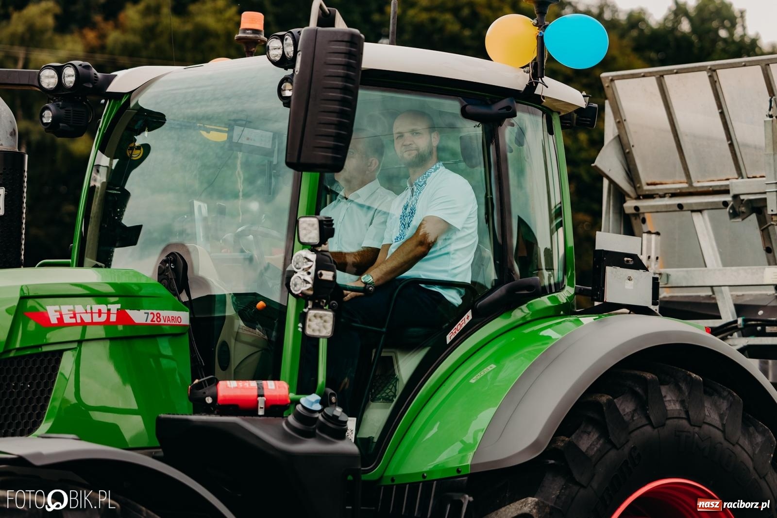 Zdjęcie w galerii na portalu naszraciborz.pl: Dożynki gminy Rudnik w Ponięcicach - korowód i otwarcie świetlicy wiadomości z regionu