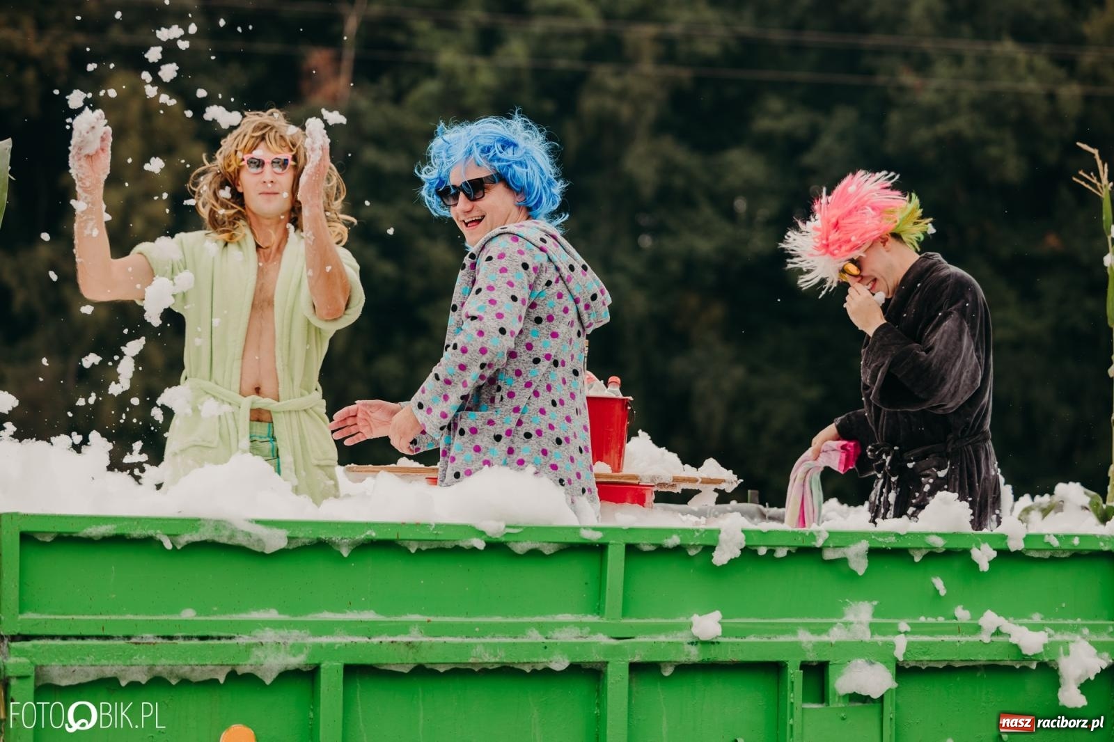 Zdjęcie w galerii na portalu naszraciborz.pl: Dożynki gminy Rudnik w Ponięcicach - korowód i otwarcie świetlicy wiadomości z regionu