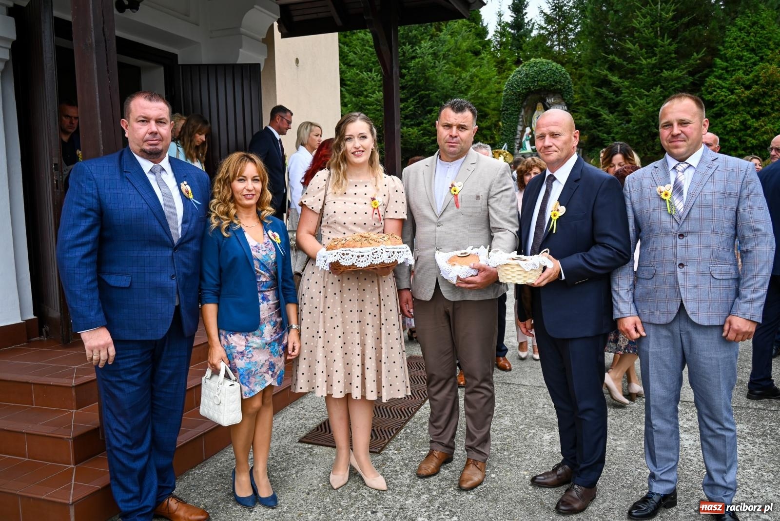 Zdjęcie w galerii na portalu naszraciborz.pl: Dożynki gminy Krzyżanowice w Owsiszczach. Imponujący korowód w międzynarodowym towarzystwie [FOTO i WIDEO] wiadomości z regionu