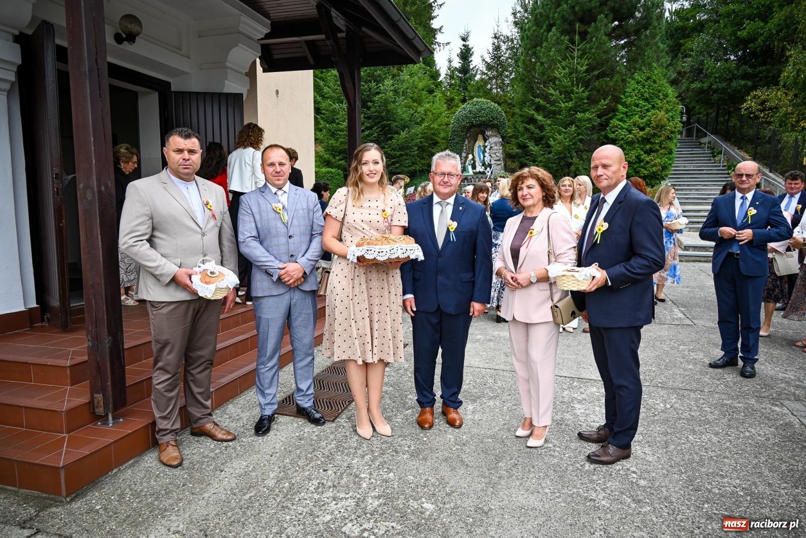 Zdjęcie w galerii na portalu naszraciborz.pl: Dożynki gminy Krzyżanowice w Owsiszczach. Imponujący korowód w międzynarodowym towarzystwie [FOTO i WIDEO] wiadomości z regionu