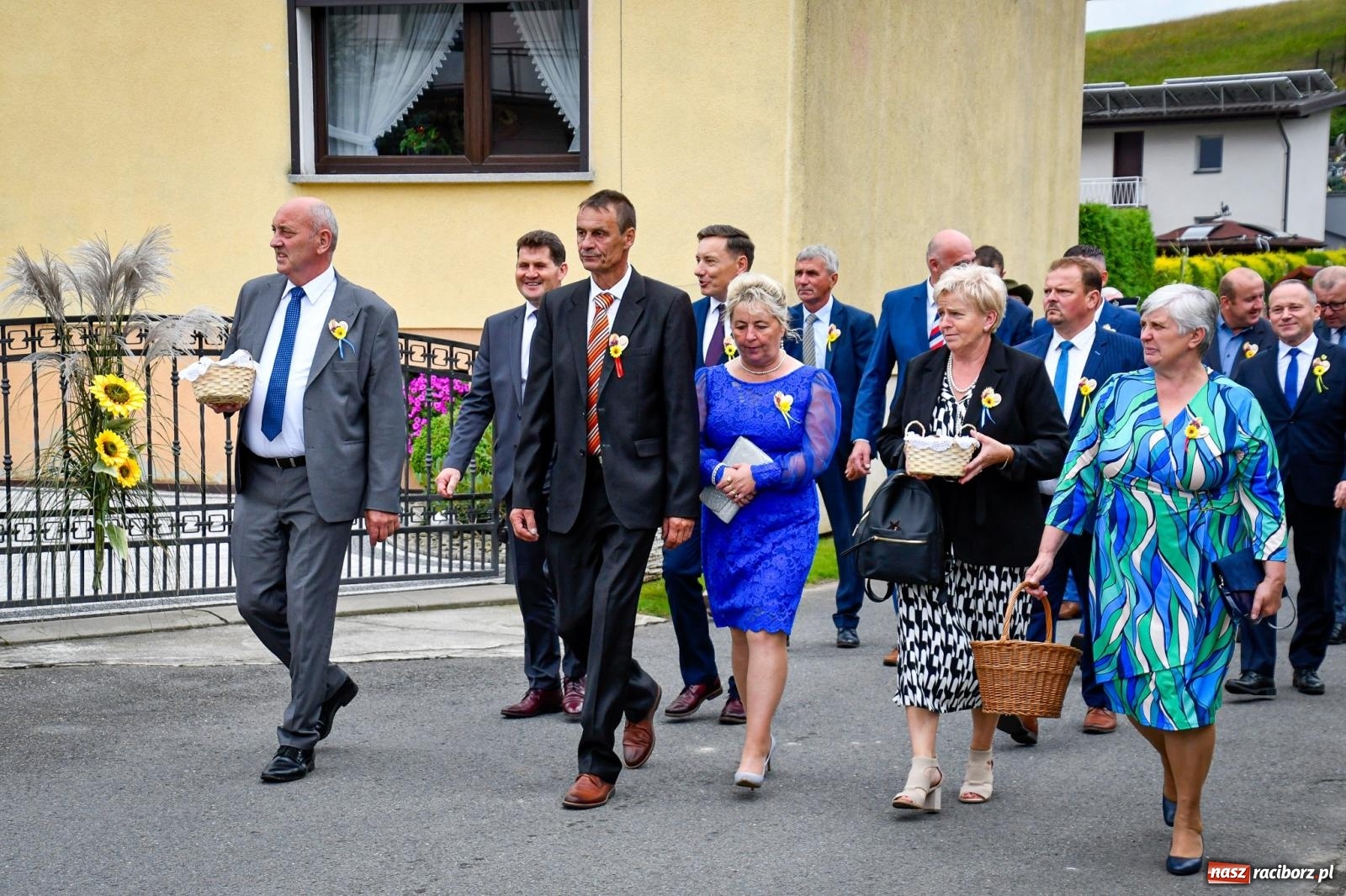Zdjęcie w galerii na portalu naszraciborz.pl: Dożynki gminy Krzyżanowice w Owsiszczach. Imponujący korowód w międzynarodowym towarzystwie [FOTO i WIDEO] wiadomości z regionu