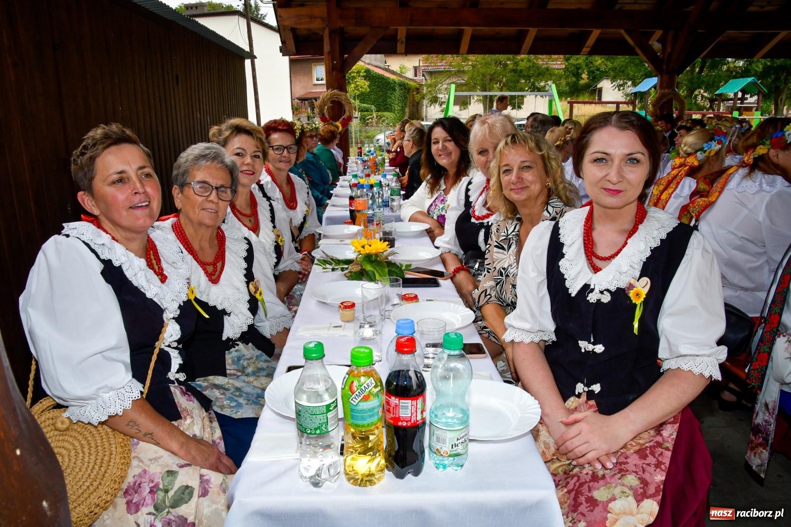 Zdjęcie w galerii na portalu naszraciborz.pl: Dożynki gminy Krzyżanowice w Owsiszczach. Imponujący korowód w międzynarodowym towarzystwie [FOTO i WIDEO] wiadomości z regionu