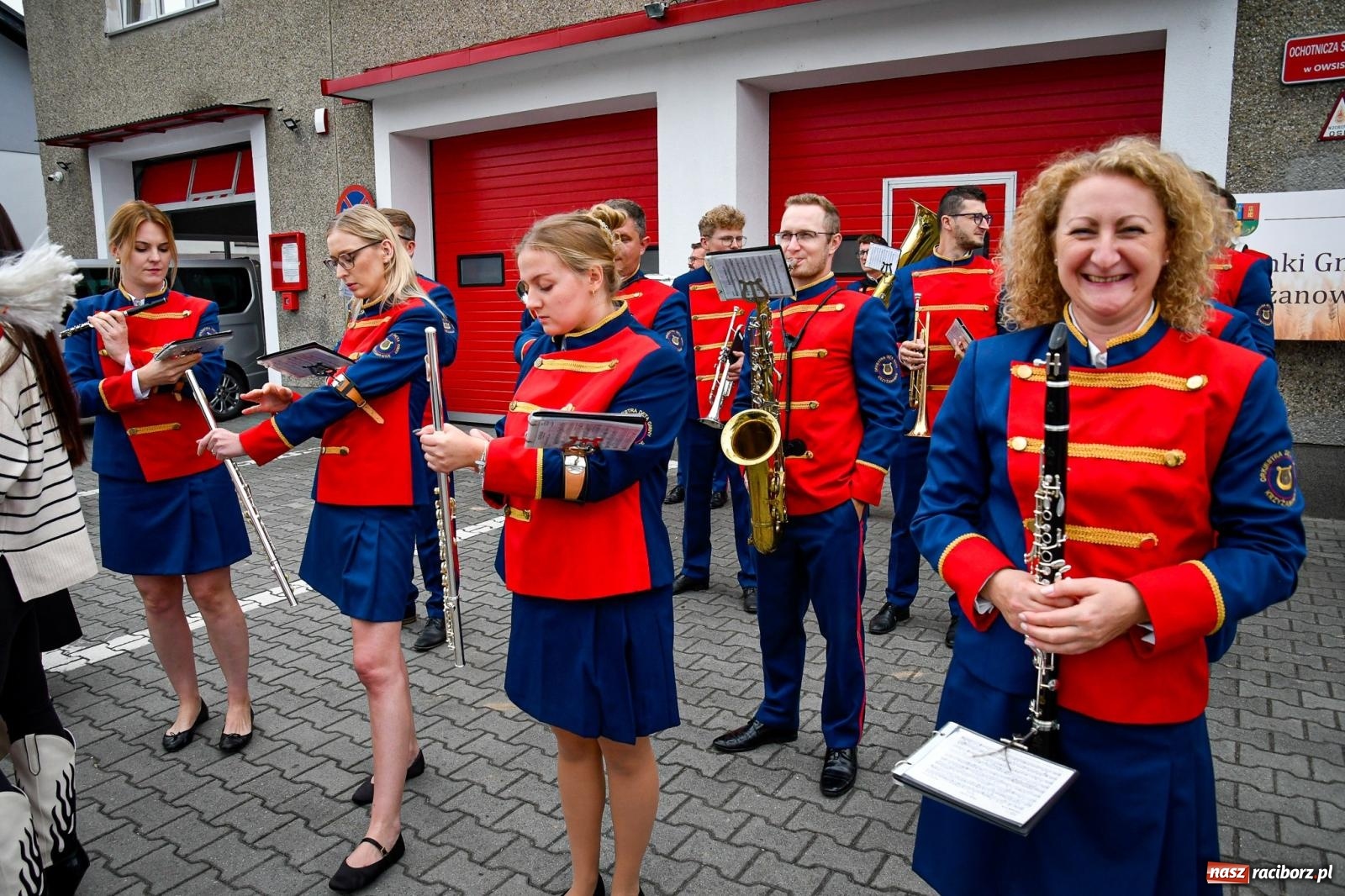 Zdjęcie w galerii na portalu naszraciborz.pl: Dożynki gminy Krzyżanowice w Owsiszczach. Imponujący korowód w międzynarodowym towarzystwie [FOTO i WIDEO] wiadomości z regionu