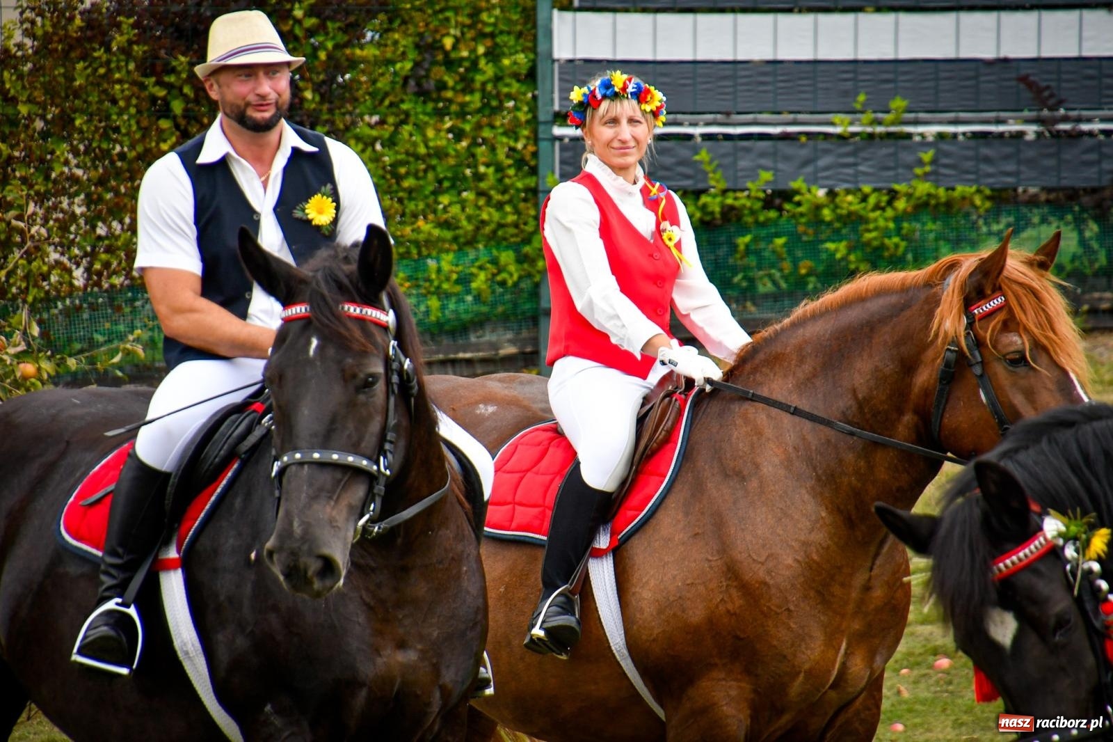 Zdjęcie w galerii na portalu naszraciborz.pl: Dożynki gminy Krzyżanowice w Owsiszczach. Imponujący korowód w międzynarodowym towarzystwie [FOTO i WIDEO] wiadomości z regionu