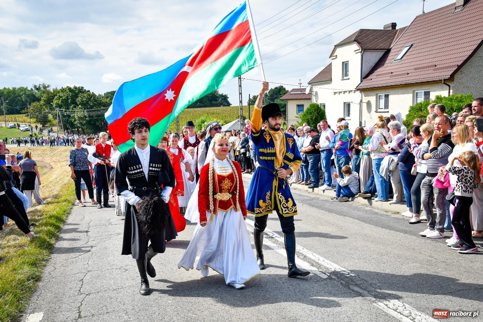 Zdjęcie w galerii na portalu naszraciborz.pl: Dożynki gminy Krzyżanowice w Owsiszczach. Imponujący korowód w międzynarodowym towarzystwie [FOTO i WIDEO] wiadomości z regionu