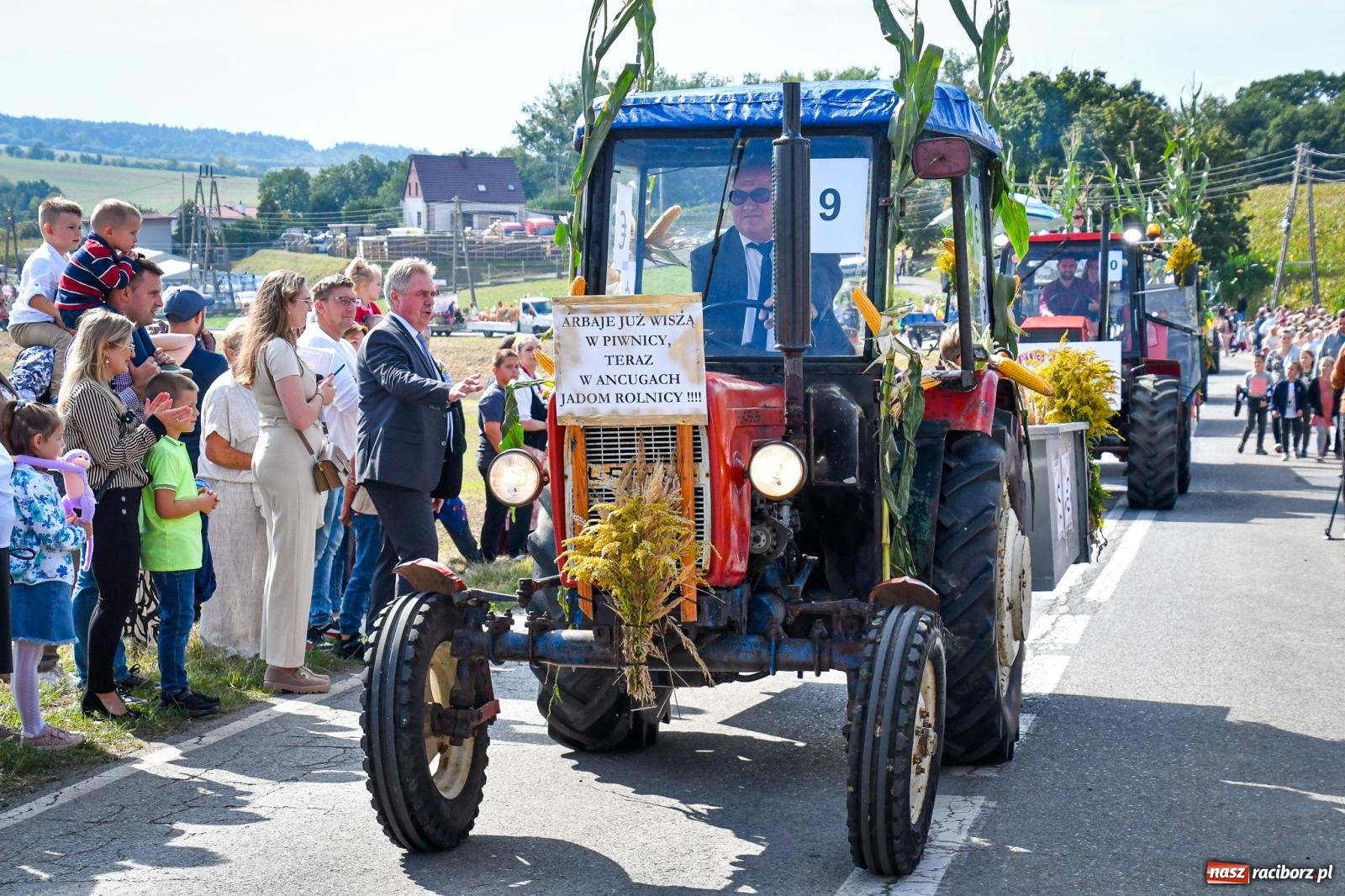 Zdjęcie w galerii na portalu naszraciborz.pl: Dożynki gminy Krzyżanowice w Owsiszczach. Imponujący korowód w międzynarodowym towarzystwie [FOTO i WIDEO] wiadomości z regionu