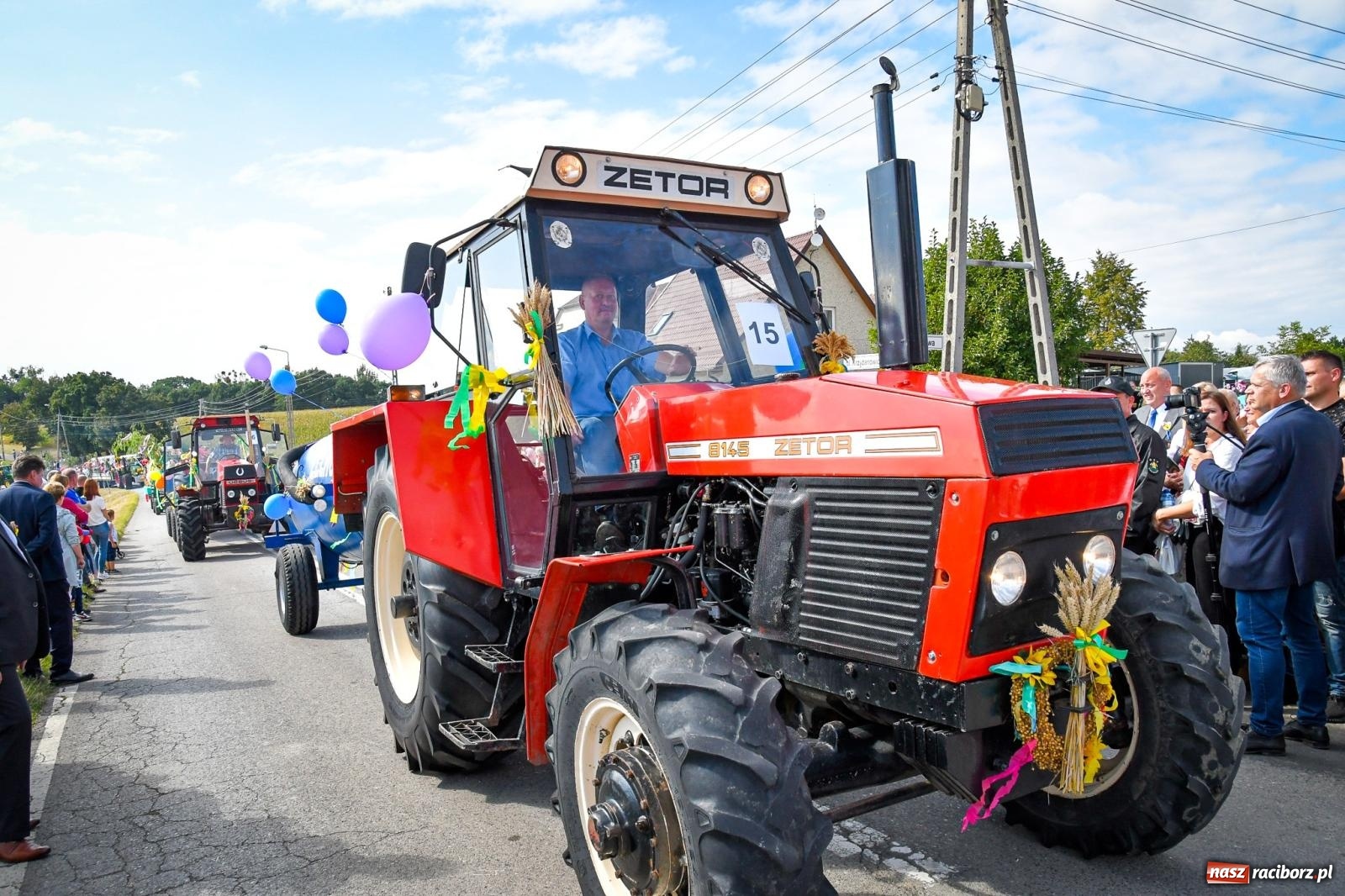 Zdjęcie w galerii na portalu naszraciborz.pl: Dożynki gminy Krzyżanowice w Owsiszczach. Imponujący korowód w międzynarodowym towarzystwie [FOTO i WIDEO] wiadomości z regionu