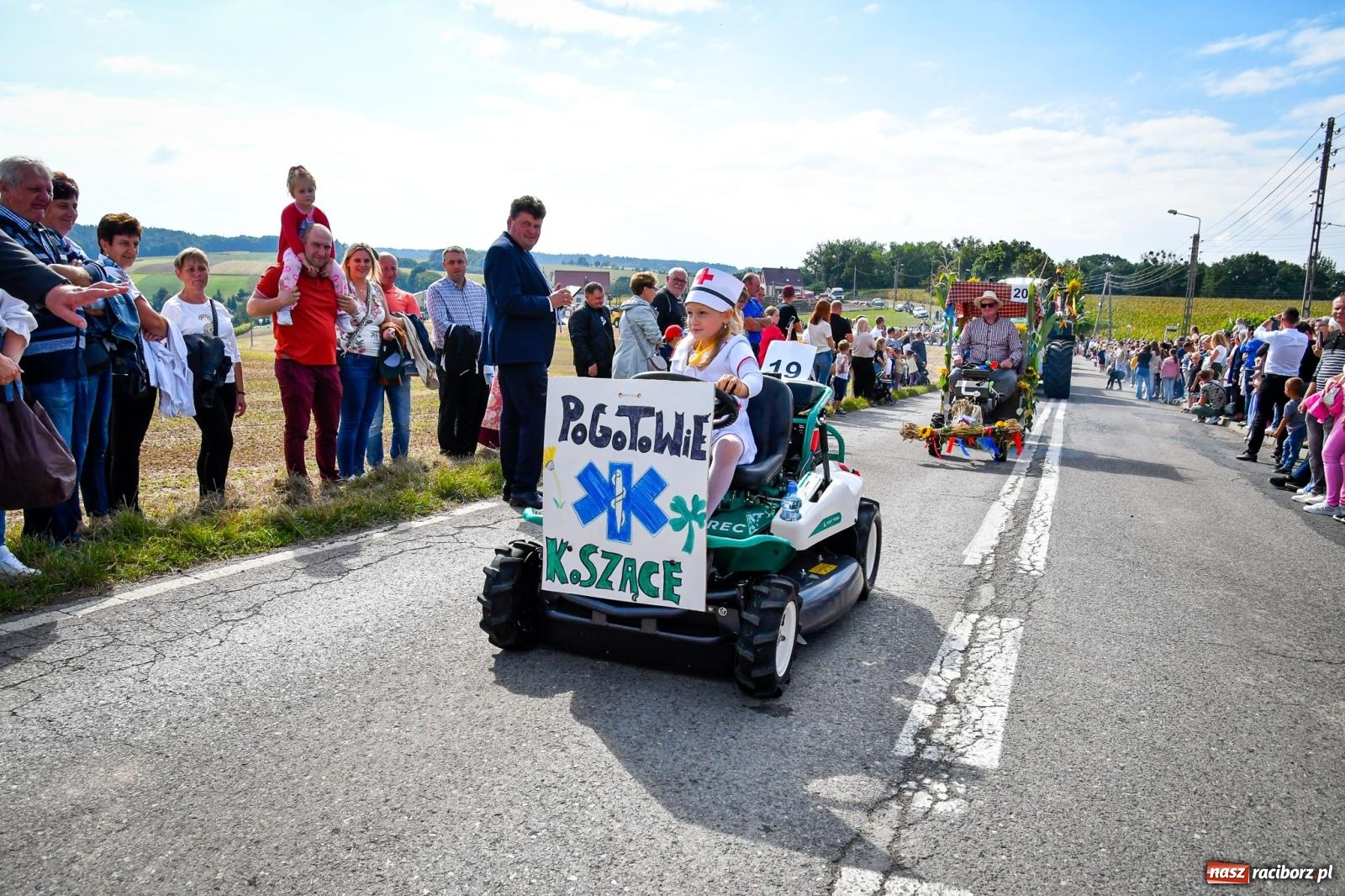 Zdjęcie w galerii na portalu naszraciborz.pl: Dożynki gminy Krzyżanowice w Owsiszczach. Imponujący korowód w międzynarodowym towarzystwie [FOTO i WIDEO] wiadomości z regionu
