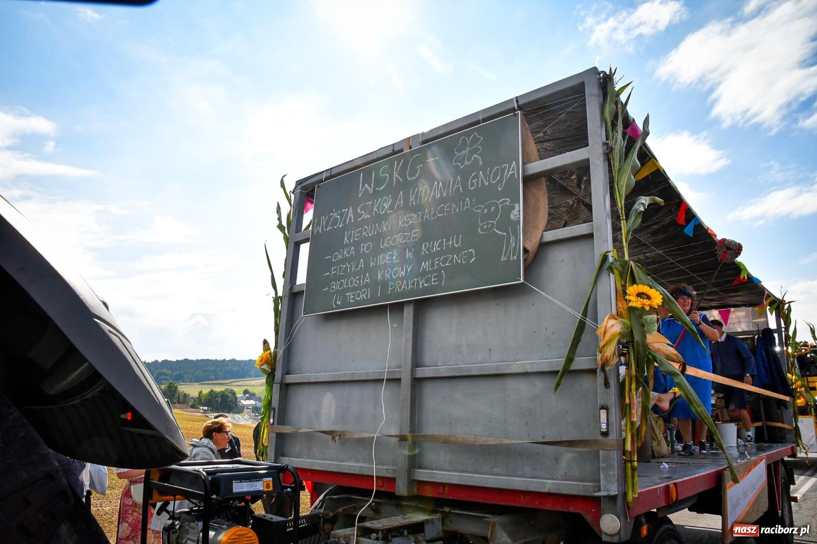 Zdjęcie w galerii na portalu naszraciborz.pl: Dożynki gminy Krzyżanowice w Owsiszczach. Imponujący korowód w międzynarodowym towarzystwie [FOTO i WIDEO] wiadomości z regionu