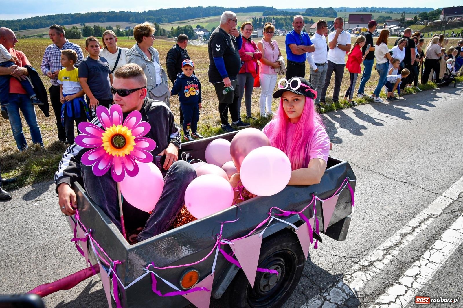 Zdjęcie w galerii na portalu naszraciborz.pl: Dożynki gminy Krzyżanowice w Owsiszczach. Imponujący korowód w międzynarodowym towarzystwie [FOTO i WIDEO] wiadomości z regionu
