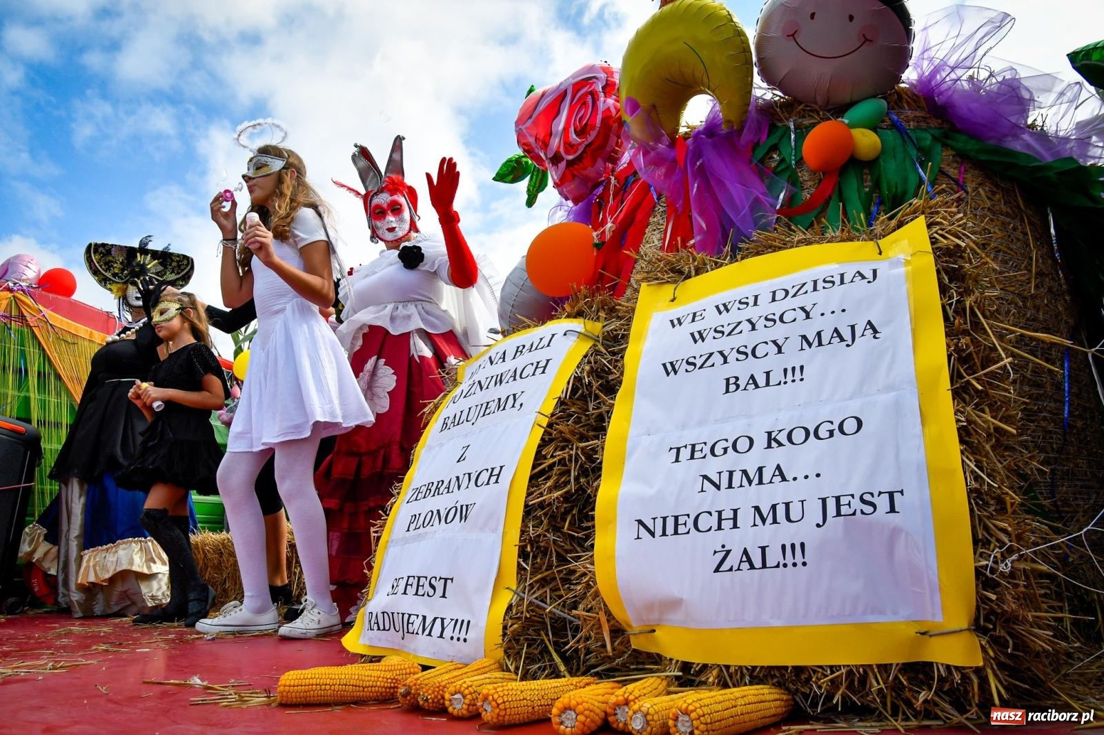 Zdjęcie w galerii na portalu naszraciborz.pl: Dożynki gminy Krzyżanowice w Owsiszczach. Imponujący korowód w międzynarodowym towarzystwie [FOTO i WIDEO] wiadomości z regionu