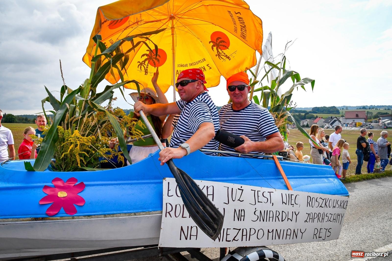 Zdjęcie w galerii na portalu naszraciborz.pl: Dożynki gminy Krzyżanowice w Owsiszczach. Imponujący korowód w międzynarodowym towarzystwie [FOTO i WIDEO] wiadomości z regionu