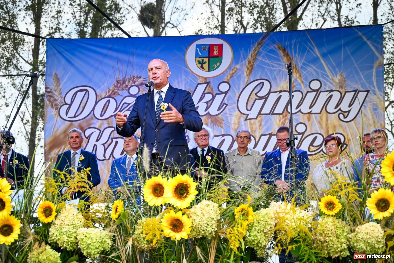 Zdjęcie w galerii na portalu naszraciborz.pl: Dożynki gminy Krzyżanowice w Owsiszczach. Imponujący korowód w międzynarodowym towarzystwie [FOTO i WIDEO] wiadomości z regionu