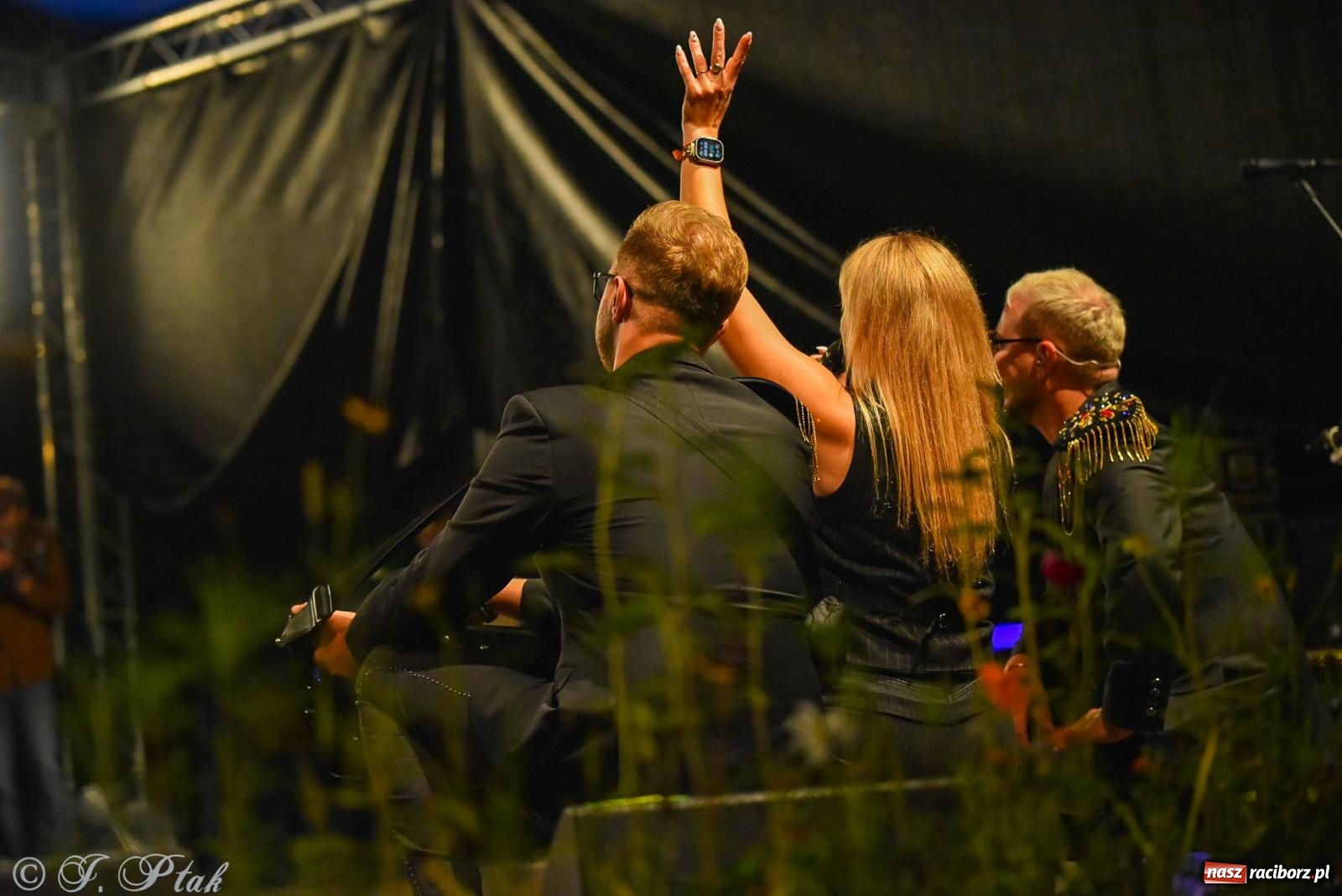 Zdjęcie w galerii na portalu naszraciborz.pl: Piękni i Młodzi na finał gminnych dożynek w Pawłowie [FOTO] wiadomości z regionu