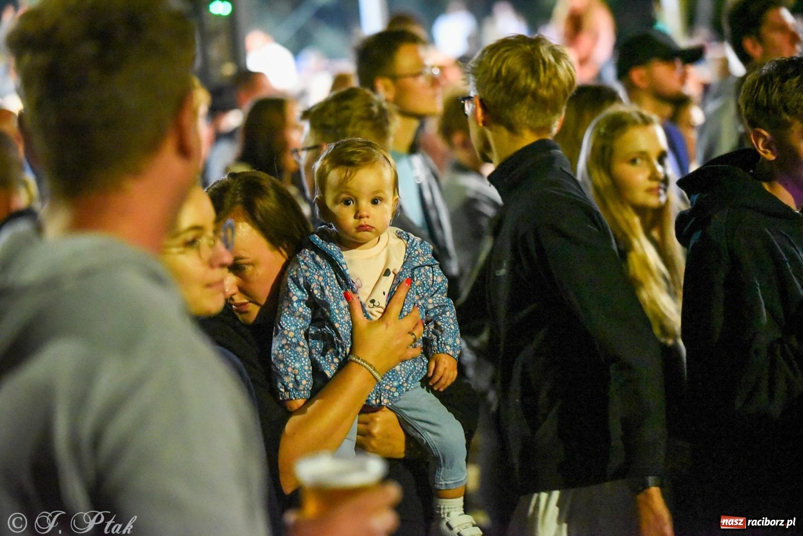Zdjęcie w galerii na portalu naszraciborz.pl: Piękni i Młodzi na finał gminnych dożynek w Pawłowie [FOTO] wiadomości z regionu
