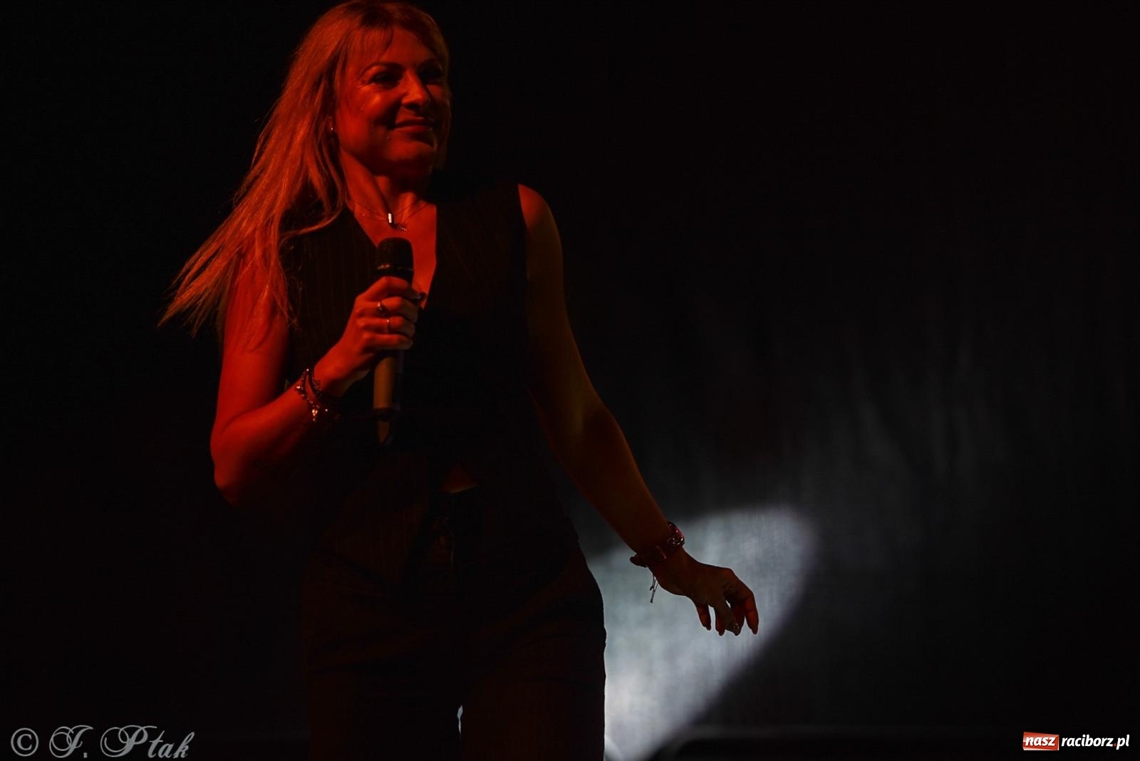 Zdjęcie w galerii na portalu naszraciborz.pl: Piękni i Młodzi na finał gminnych dożynek w Pawłowie [FOTO] wiadomości z regionu