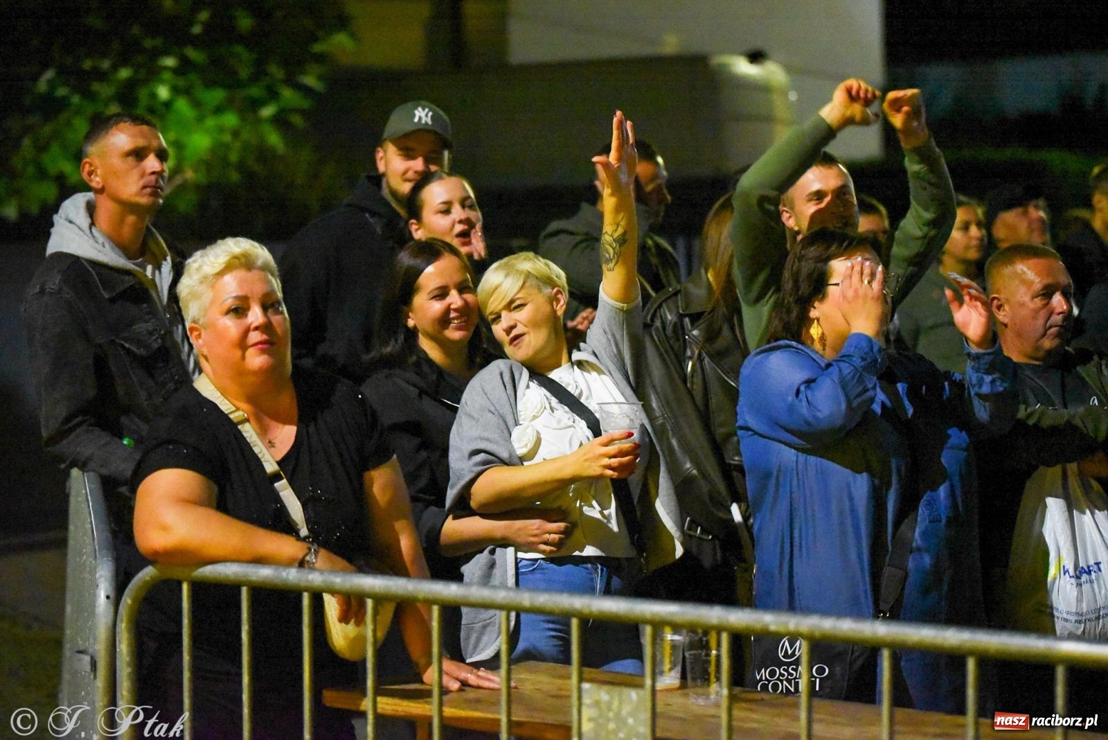 Zdjęcie w galerii na portalu naszraciborz.pl: Piękni i Młodzi na finał gminnych dożynek w Pawłowie [FOTO] wiadomości z regionu