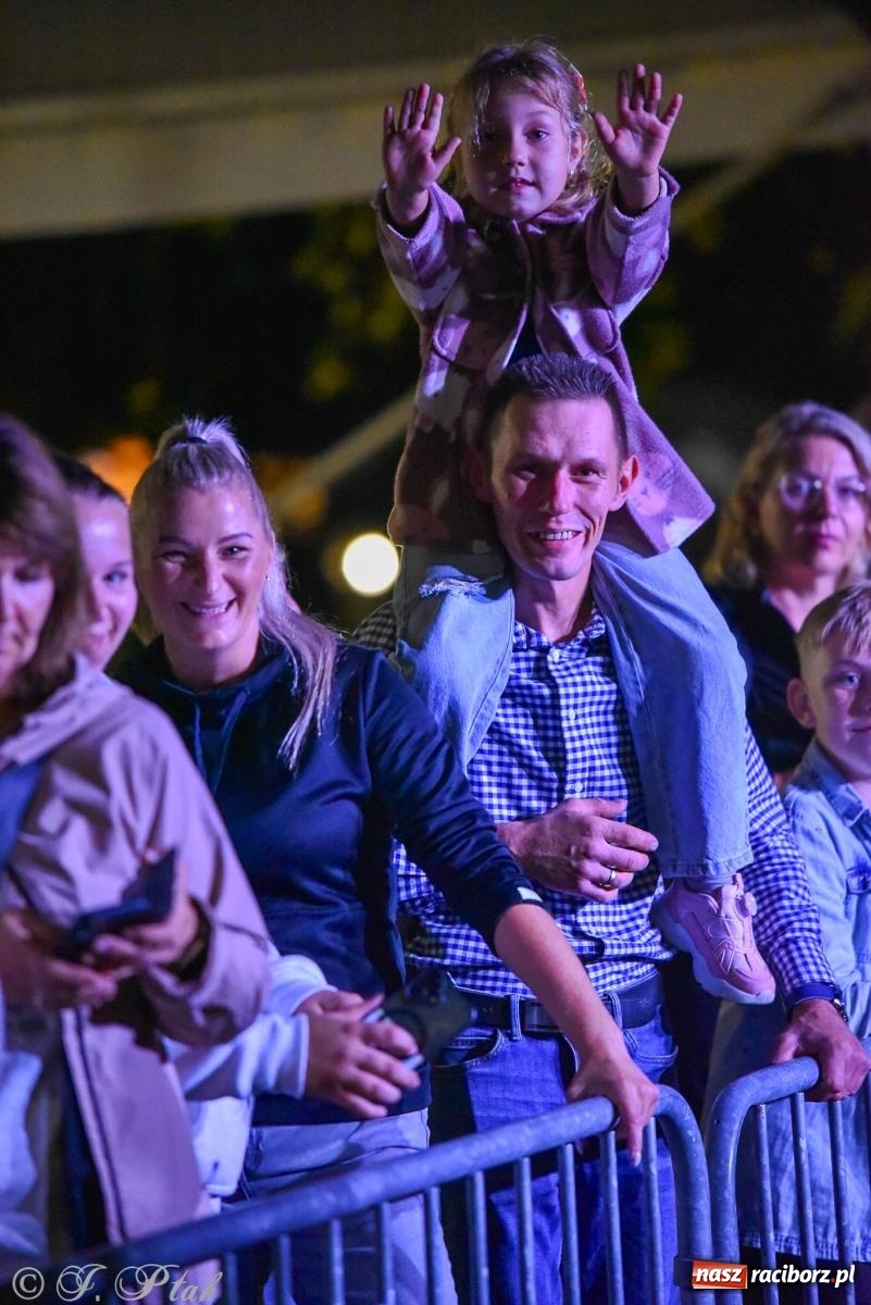 Zdjęcie w galerii na portalu naszraciborz.pl: Piękni i Młodzi na finał gminnych dożynek w Pawłowie [FOTO] wiadomości z regionu