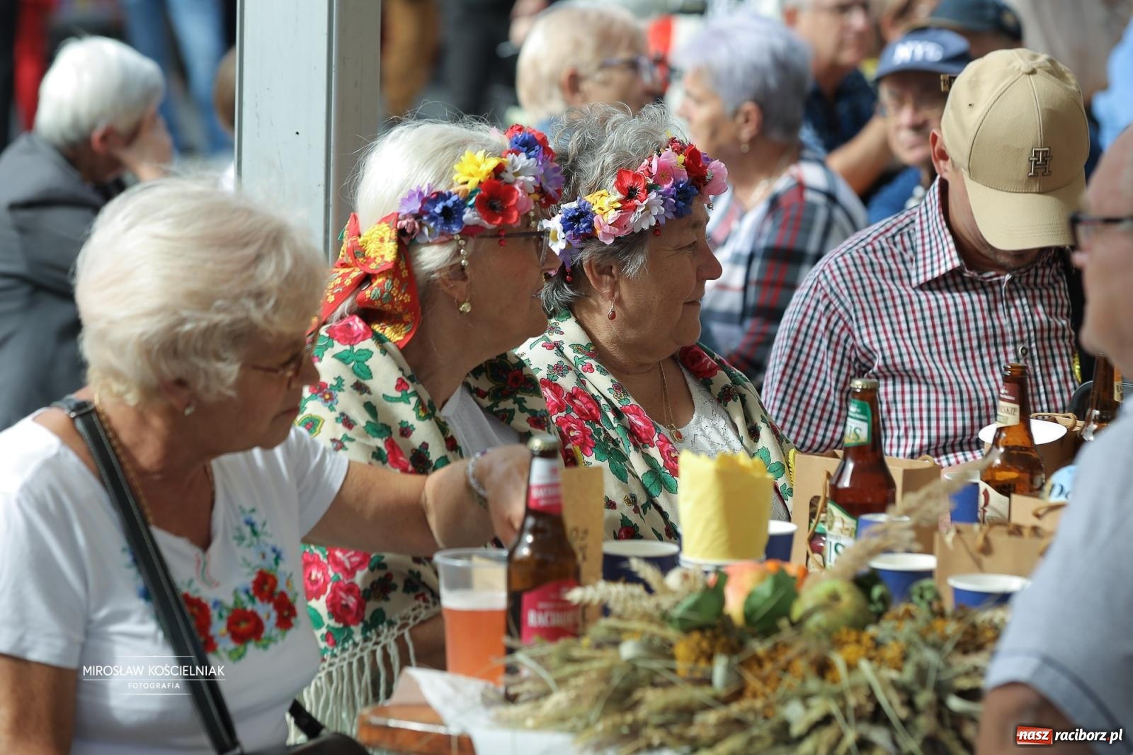 Zdjęcie w galerii na portalu naszraciborz.pl: Racibórz świętował dożynki miejskie na Zamku Piastowskim. Diiya na finał wiadomości z regionu