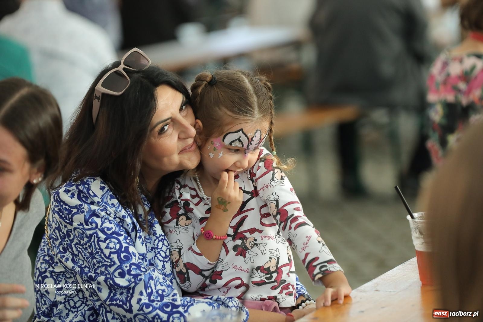 Zdjęcie w galerii na portalu naszraciborz.pl: Racibórz świętował dożynki miejskie na Zamku Piastowskim. Diiya na finał wiadomości z regionu