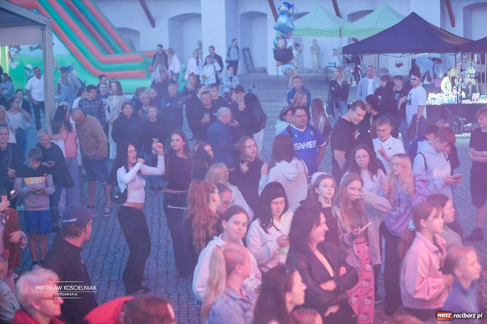 Zdjęcie w galerii na portalu naszraciborz.pl: Racibórz świętował dożynki miejskie na Zamku Piastowskim. Diiya na finał wiadomości z regionu