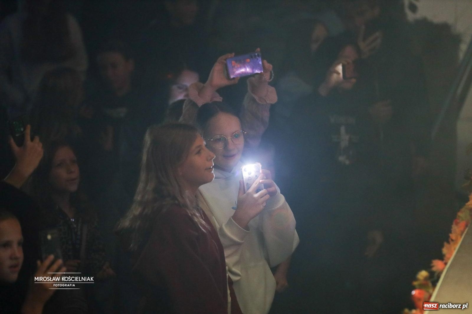 Zdjęcie w galerii na portalu naszraciborz.pl: Racibórz świętował dożynki miejskie na Zamku Piastowskim. Diiya na finał wiadomości z regionu