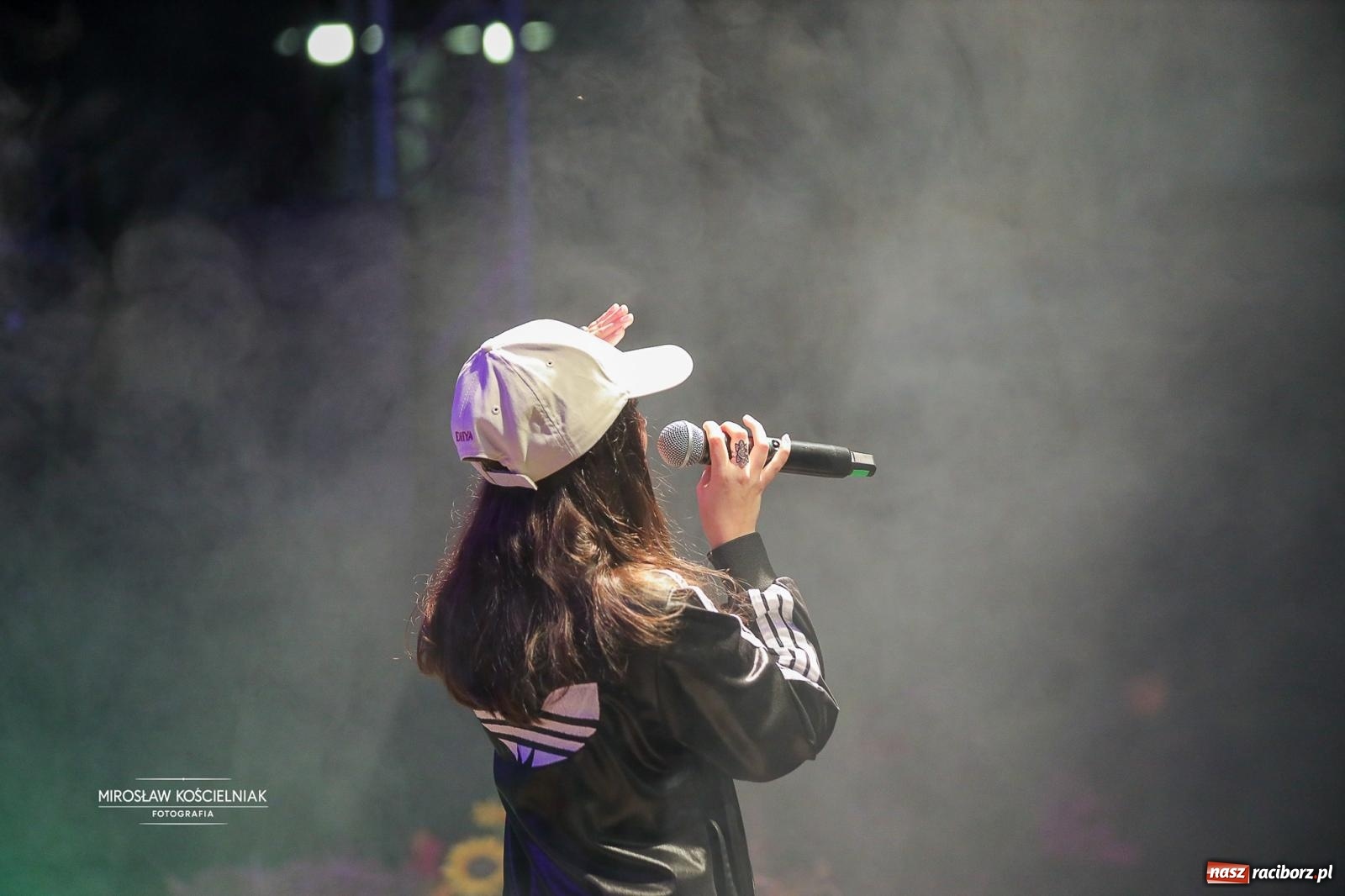 Zdjęcie w galerii na portalu naszraciborz.pl: Racibórz świętował dożynki miejskie na Zamku Piastowskim. Diiya na finał wiadomości z regionu